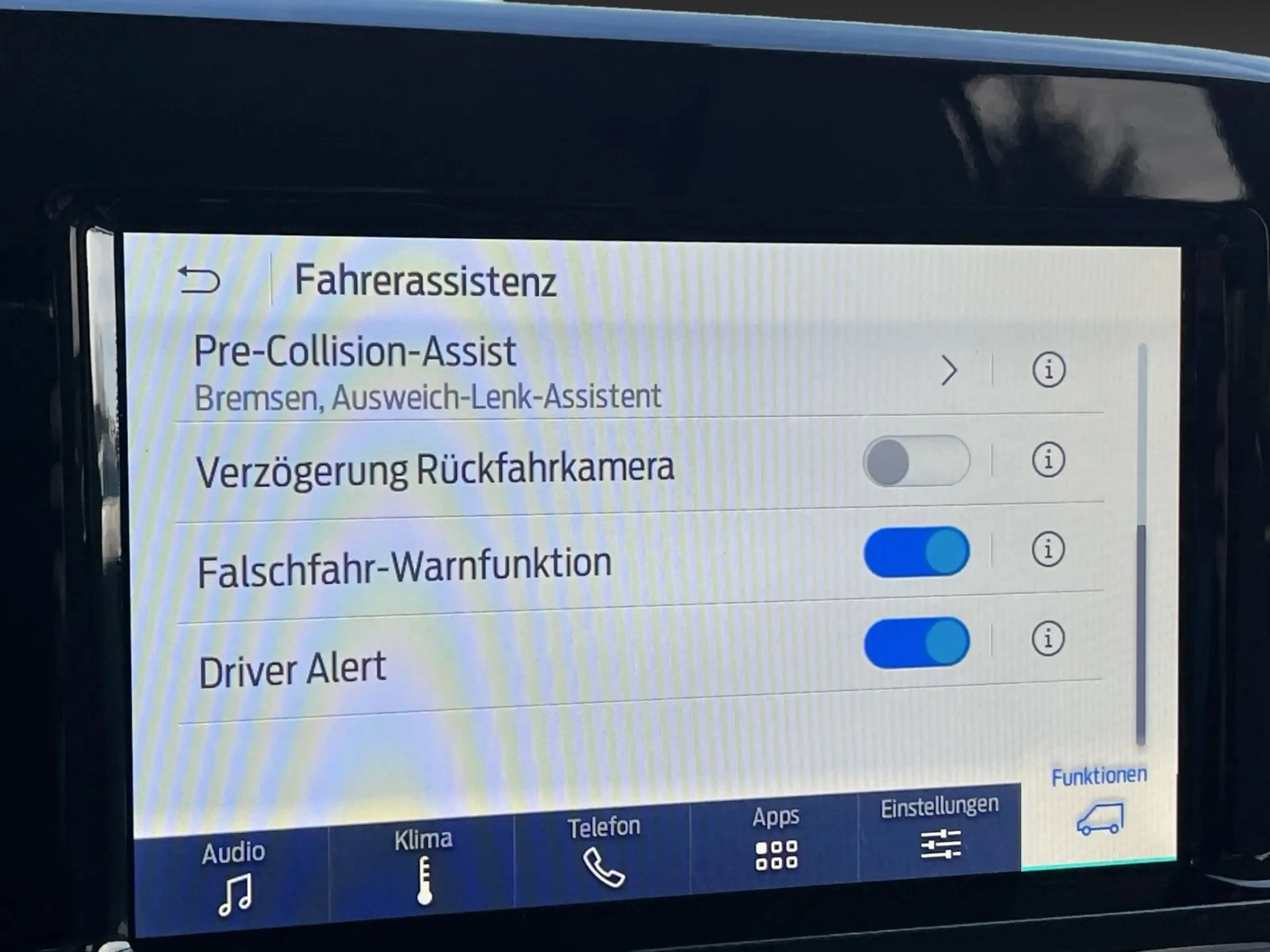 Ford Tourneo Courier 1.0 EcoBoost Automatik Titanium — photo 15
