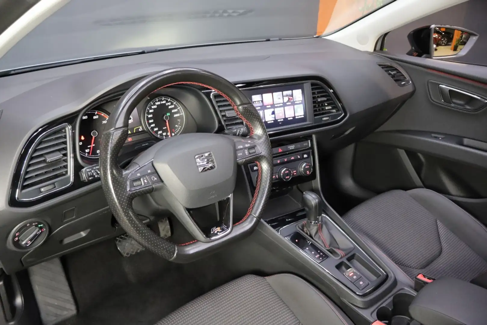 SEAT Leon 1.4 TSI ACT S&S FR DSG 150 Gris - 2