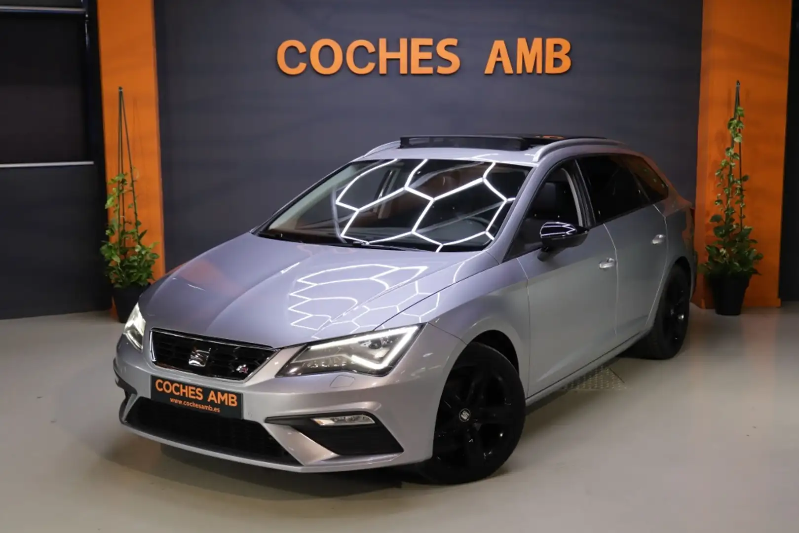 SEAT Leon 1.4 TSI ACT S&S FR DSG 150 Gris - 1