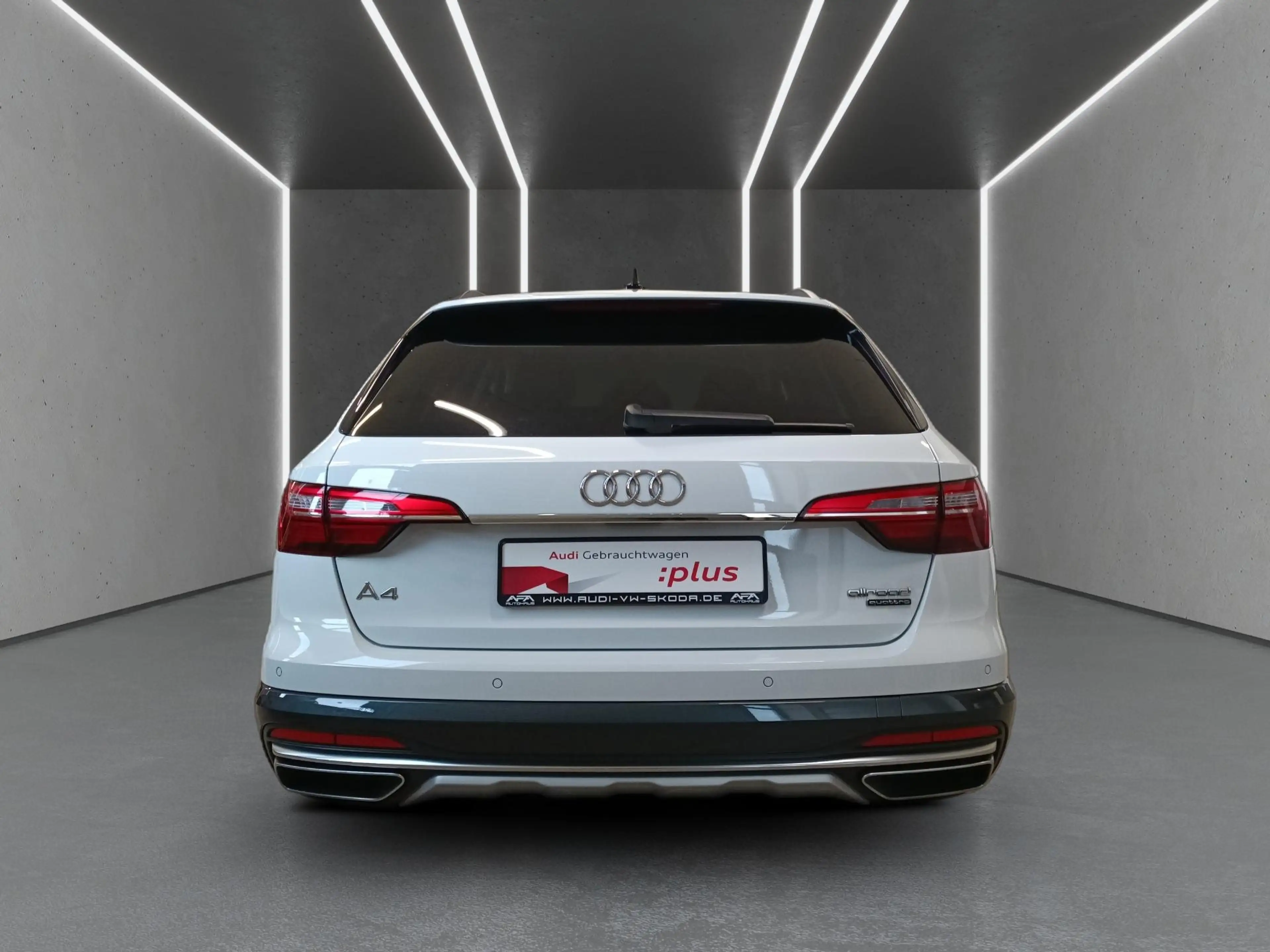 Audi A4 allroad 45 TFSI quattro AHK*Navi*ACC*Leder*19 — photo 6