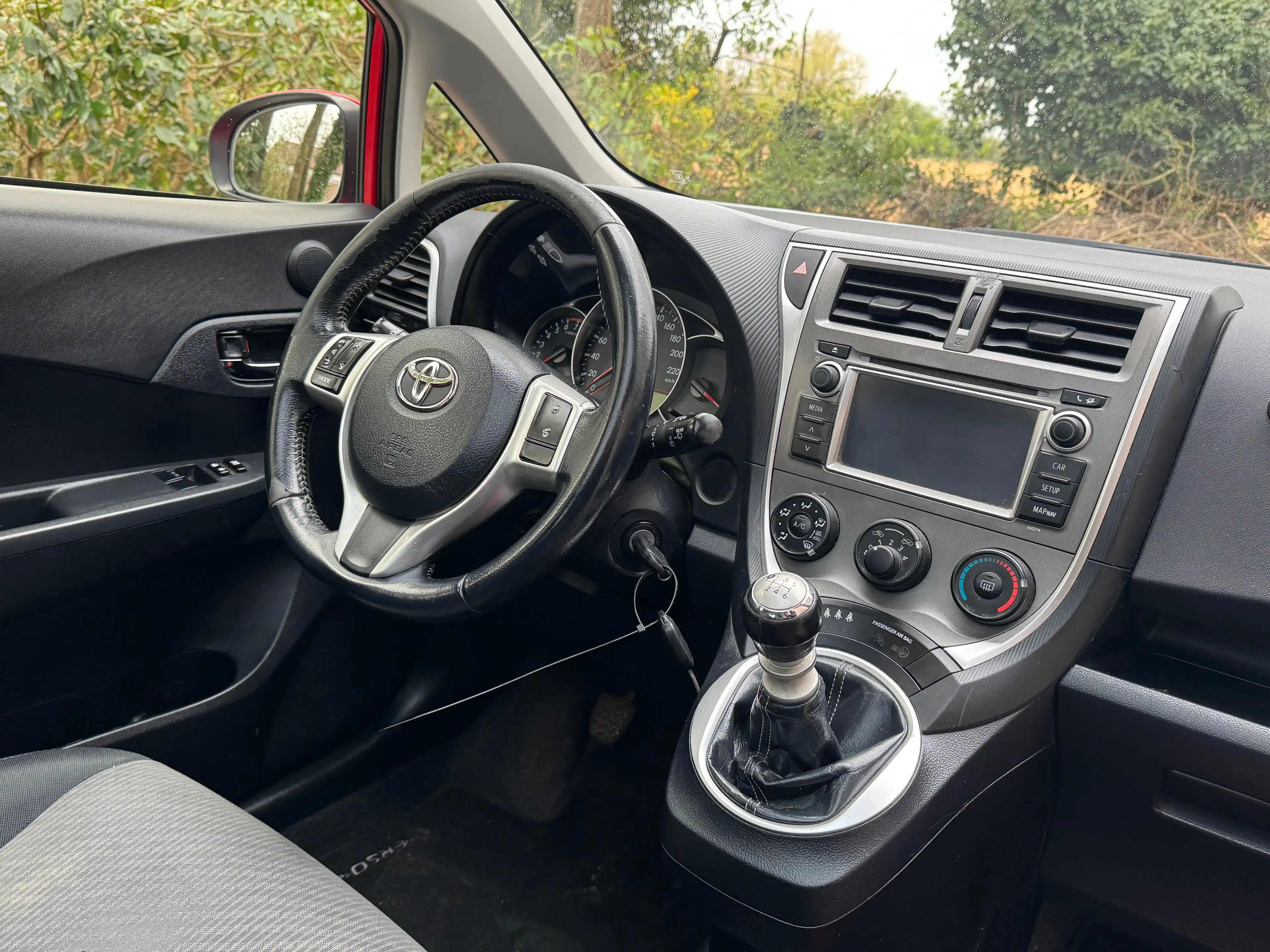 Toyota Verso-S Verso S 1.33 VVT-i // CAMERA // TOIT PANO — photo 13