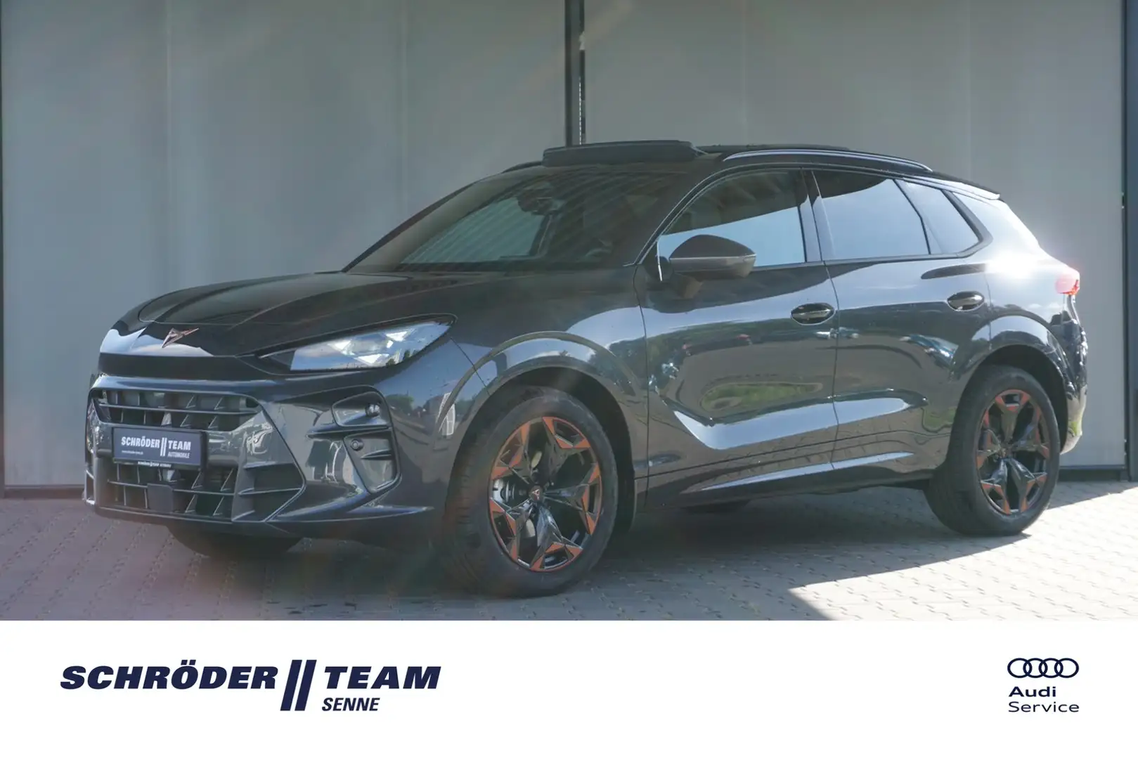 CUPRA Terramar 1.5 eTSI DSG Navi Pano AHK HUD ACC Šedá - 1