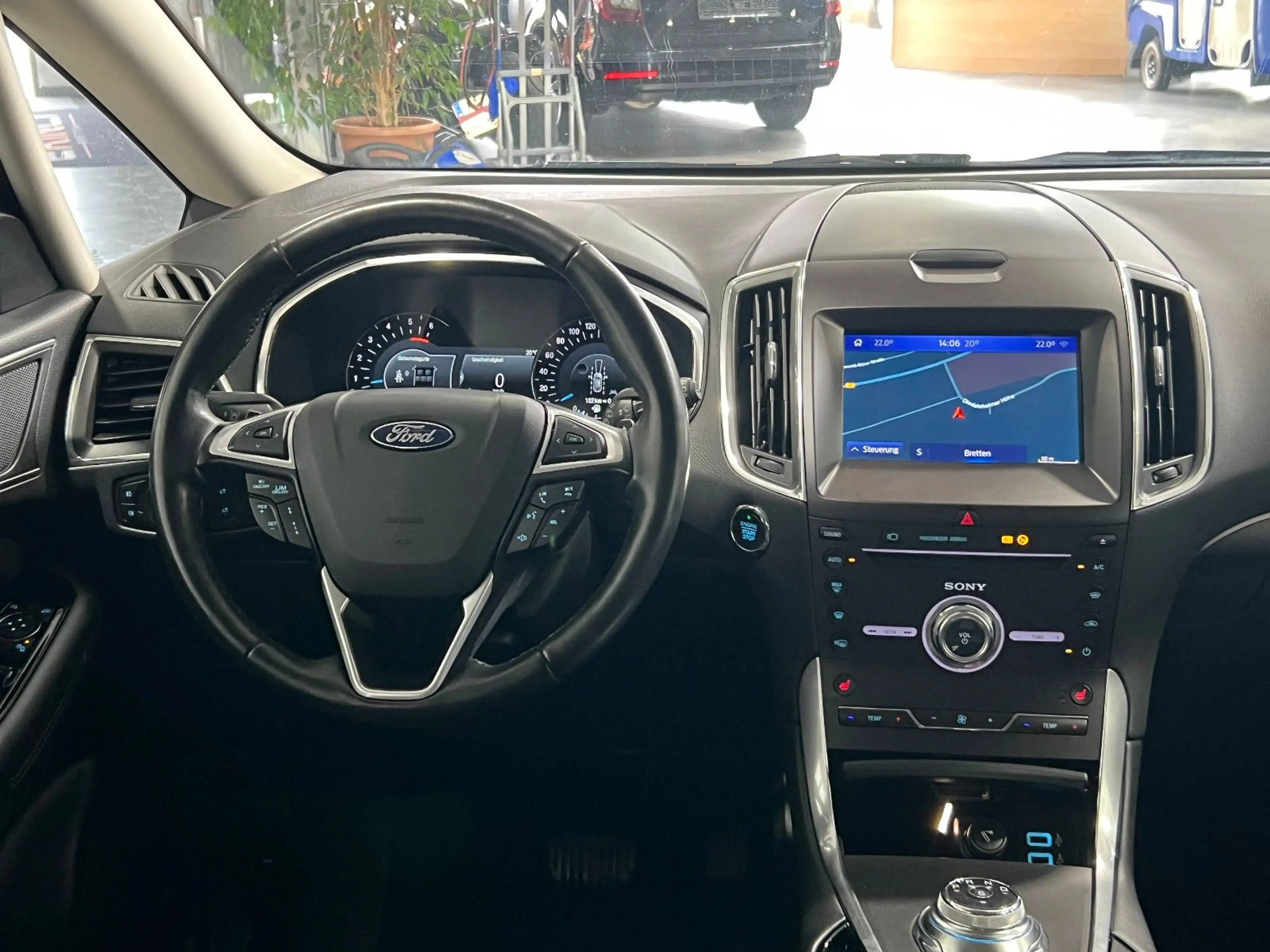 Ford S-Max 2.0 TDCi Automatik *Navi*Kamera*AHK*Temp* — photo 11