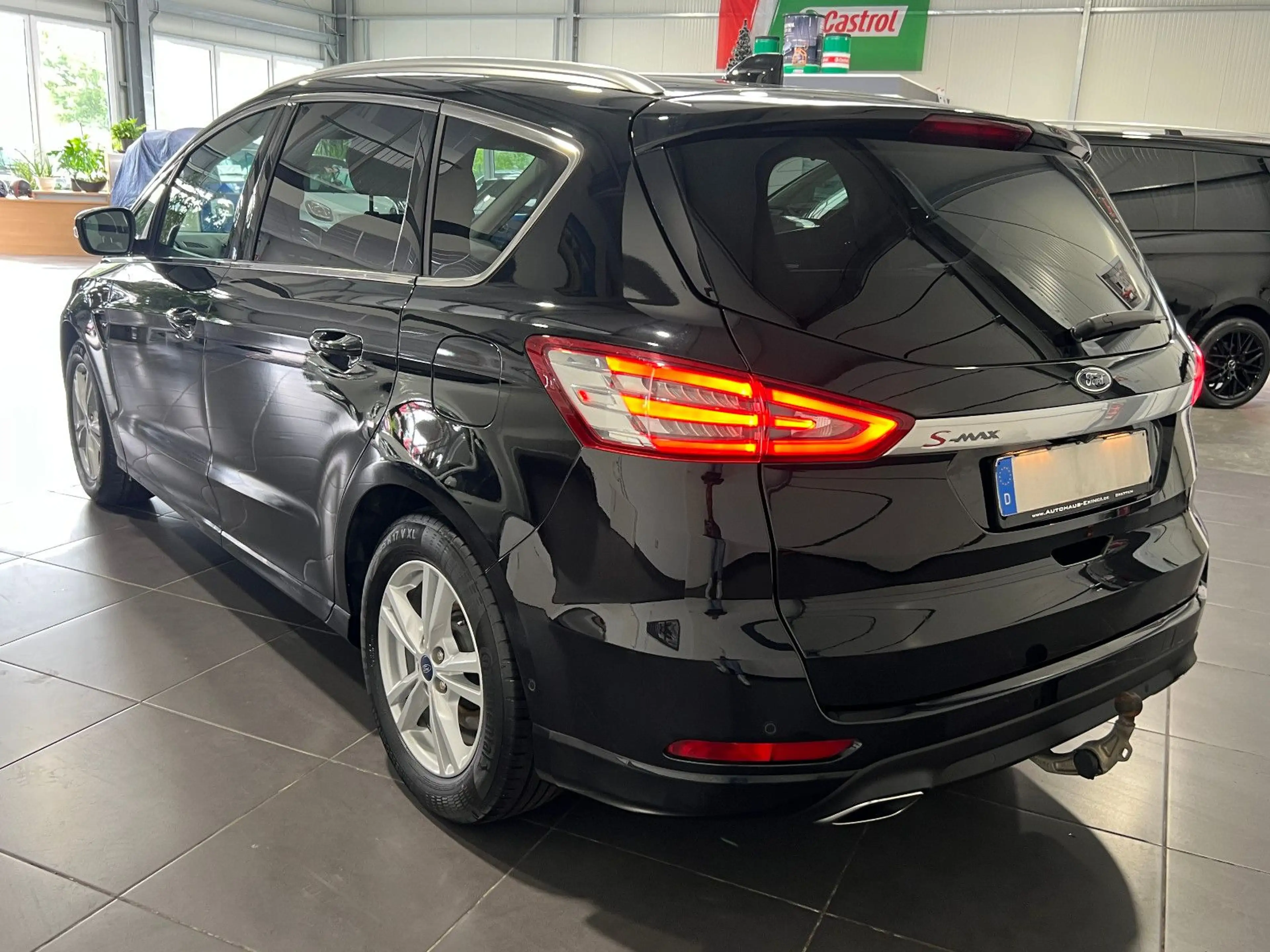 Ford S-Max 2.0 TDCi Automatik *Navi*Kamera*AHK*Temp* — photo 3