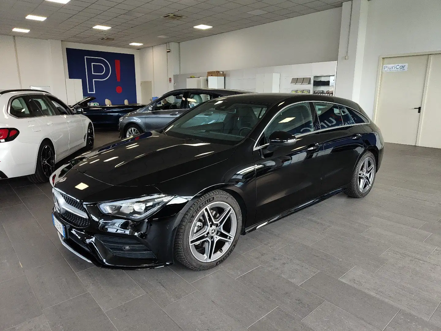 Mercedes-Benz CLA 180 d Premium Auto Navi Cruise Fari LED Cerchi 18 Nero - 1