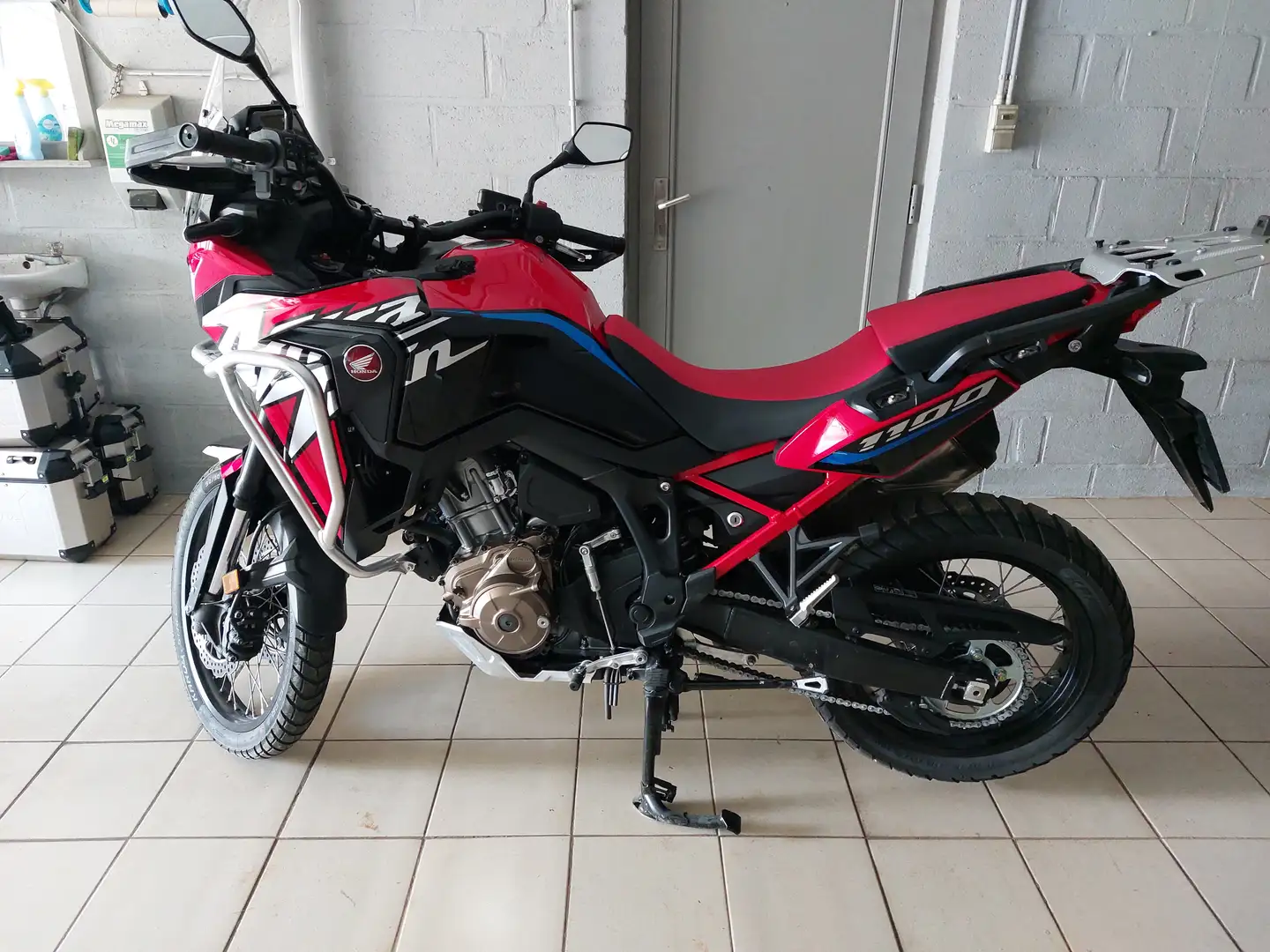 Honda CRF 1100 AFRICA TWIN Rouge - 1