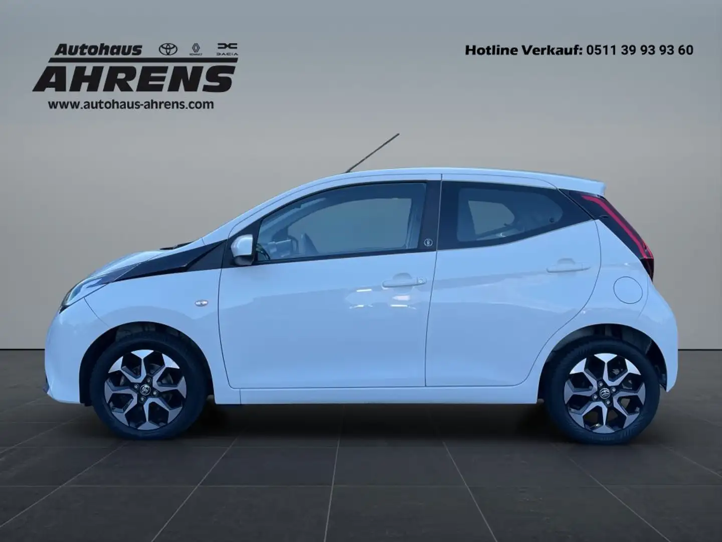 Toyota Aygo X x-play Team D Allwetter Klima Carplay/AndroidAuto Weiß - 2