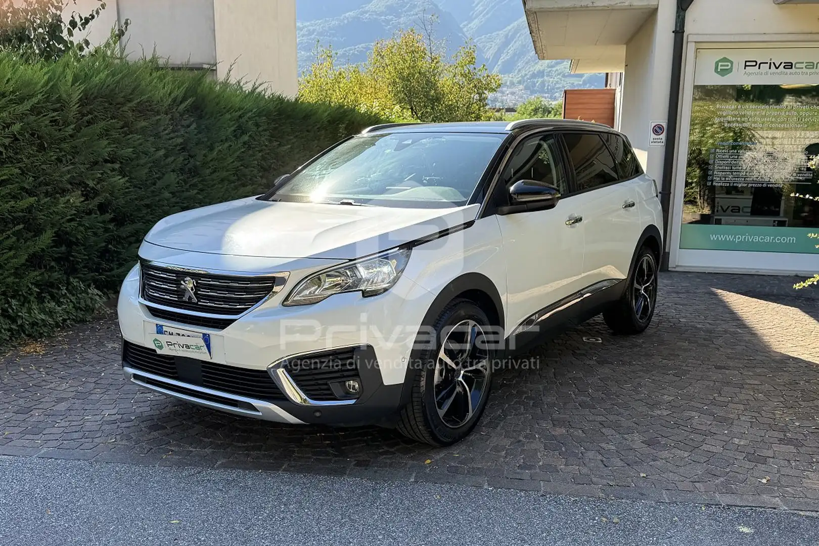 Peugeot 5008 5008 BlueHDi 120 S&S Business Bianco - 1