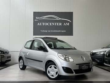 1.2 i LEv Automaat Expression **Panorama**