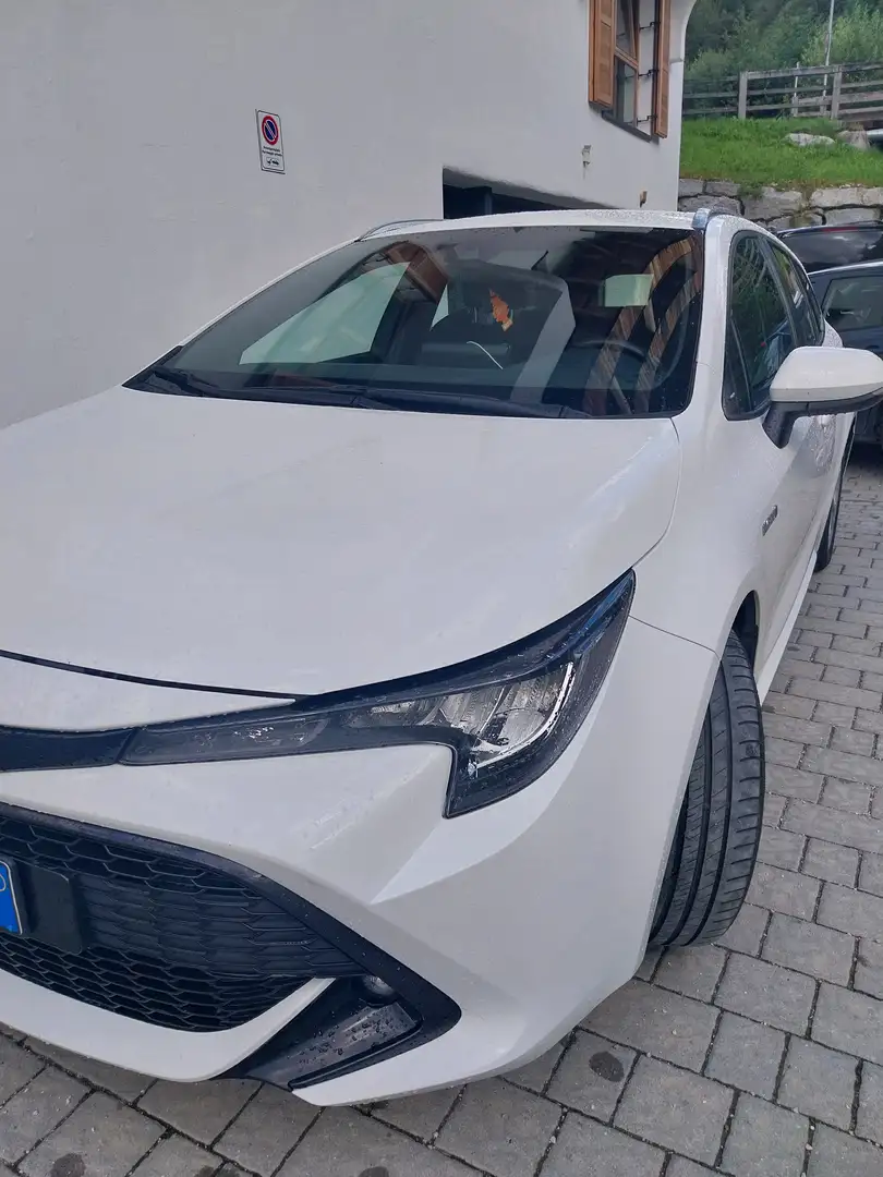Toyota Corolla Corolla Touring Sports 2.0h Lounge cvt Bianco - 2