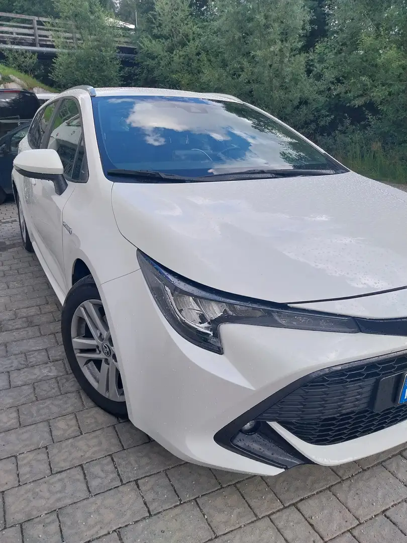 Toyota Corolla Corolla Touring Sports 2.0h Lounge cvt Bianco - 1