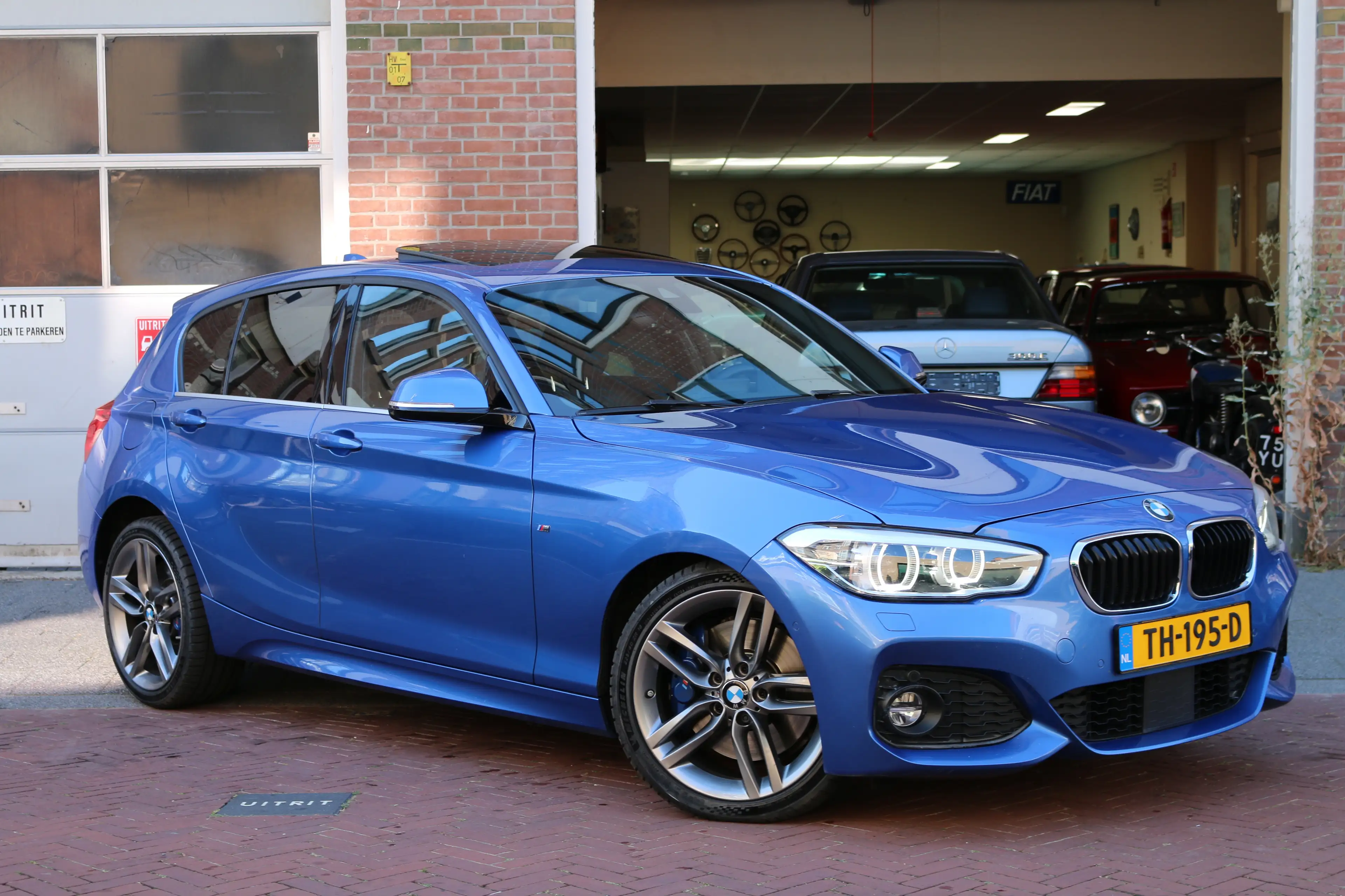 BMW 125 125i Executive — photo 10