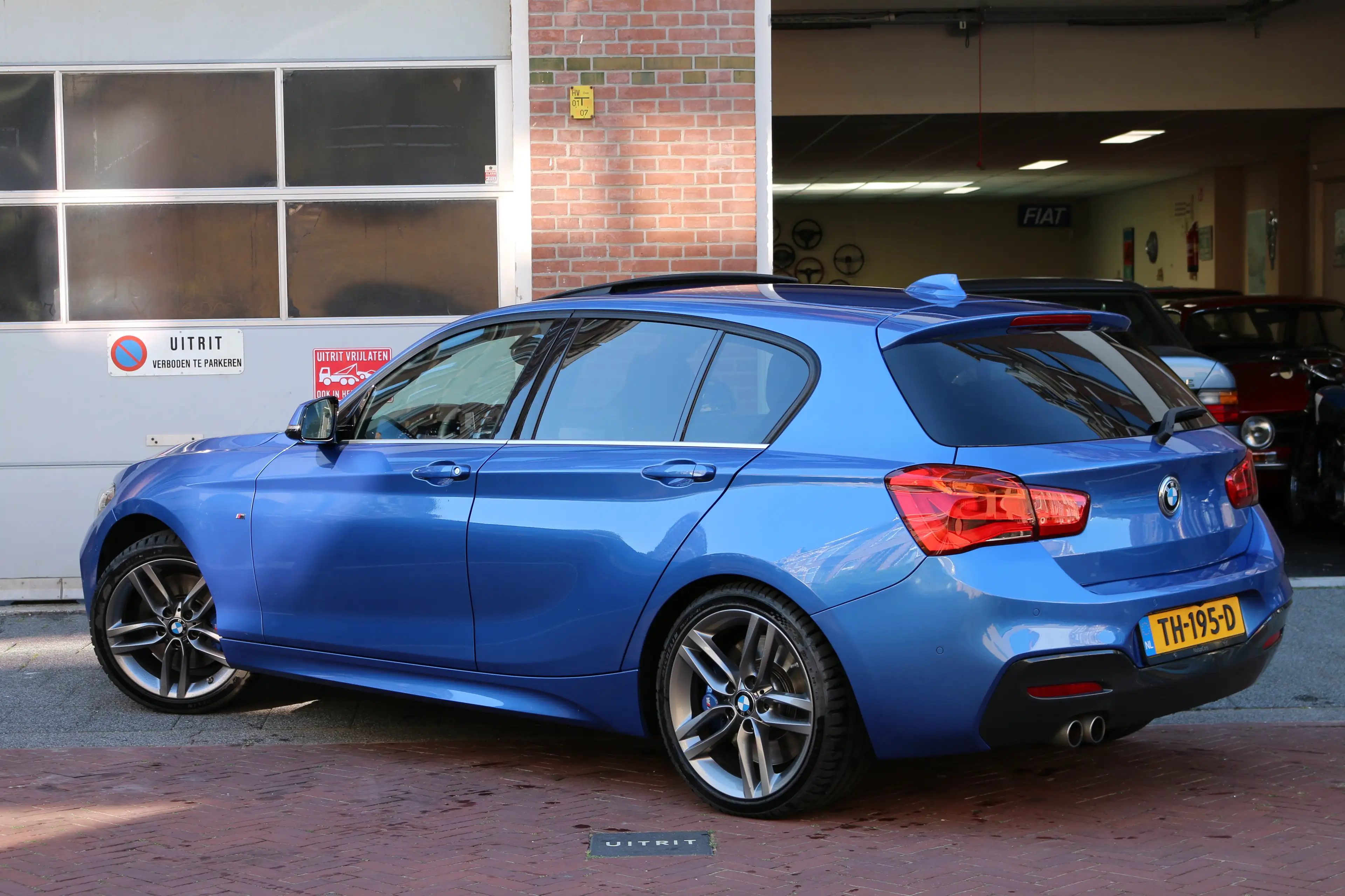 BMW 125 125i Executive — photo 6