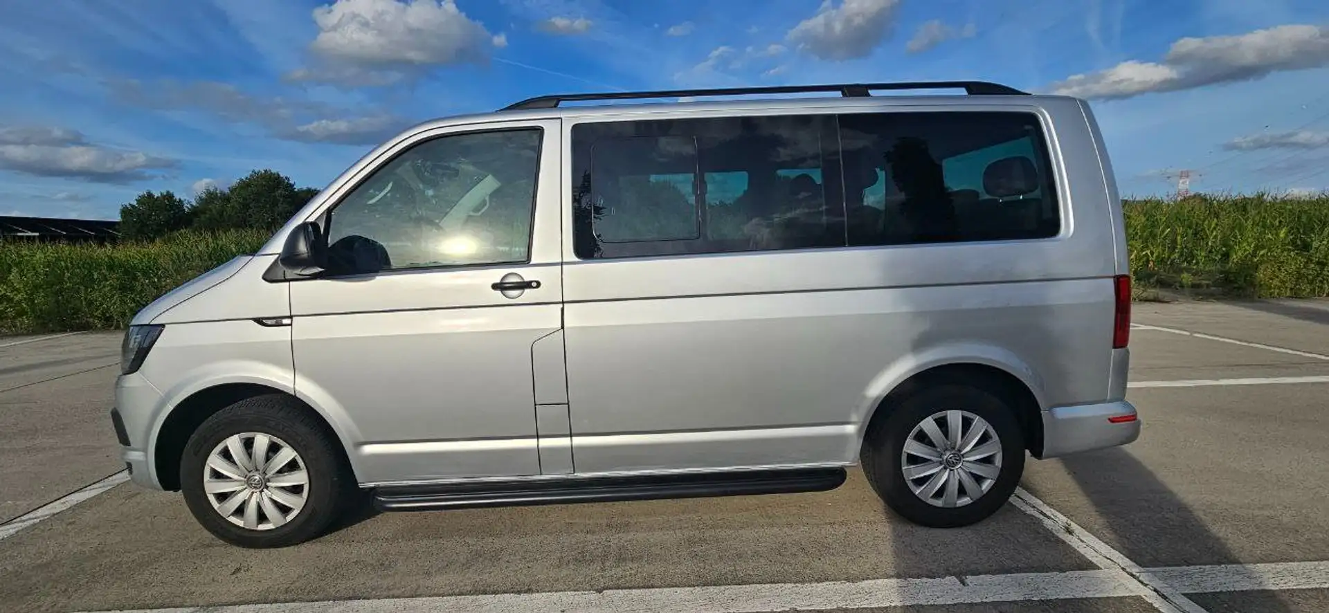 Volkswagen T6 Multivan 2.0 TDI 150 PK DSG7 uit 2019 Argent - 2