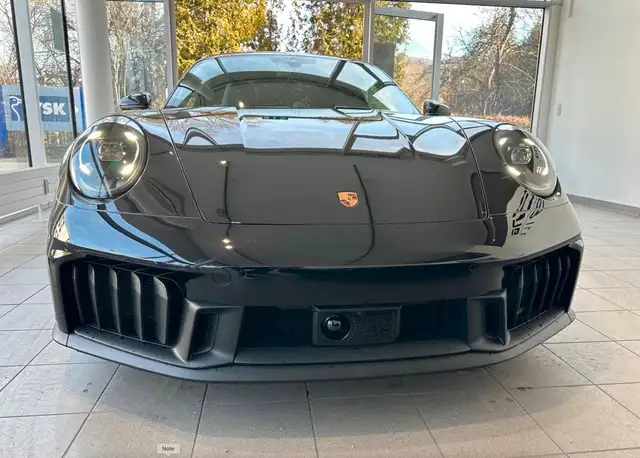 Porsche 992 911 Coupe 3.6 Carrera 4 GTS