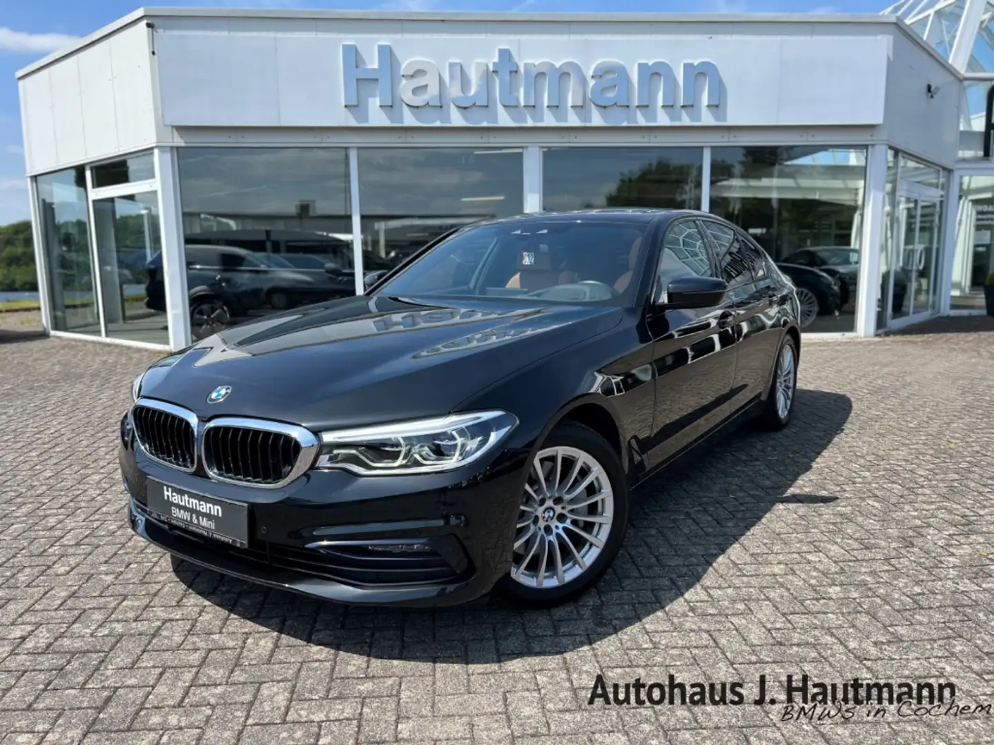 BMW 530 i xDrive SPORT LINE *ACC*HUP*PANO*LEDER* Czarny - 1