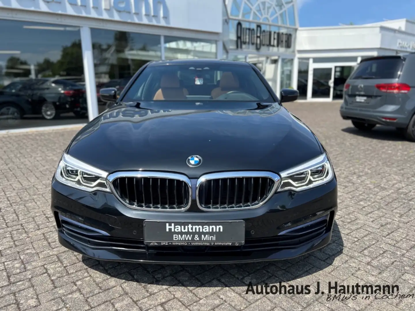 BMW 530 i xDrive SPORT LINE *ACC*HUP*PANO*LEDER* Czarny - 2