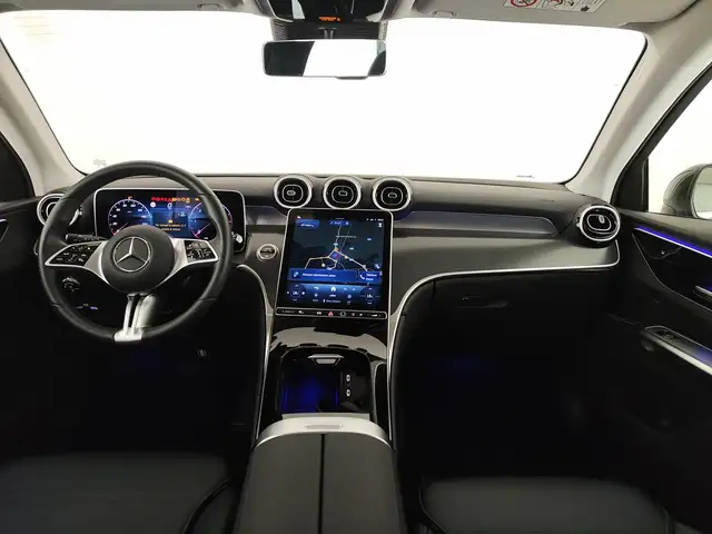 Mercedes-Benz GLC 200 view 10