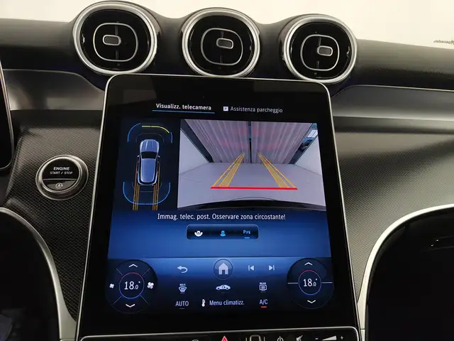 Mercedes-Benz GLC view 22