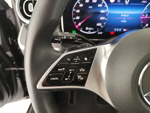 Mercedes-Benz GLC view 17