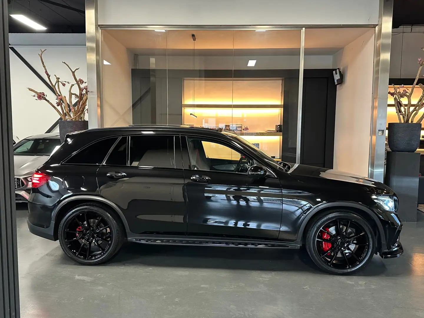 Mercedes-Benz GLC 43 AMG 4MATIC 367PK Full option Garantie Zwart - 2