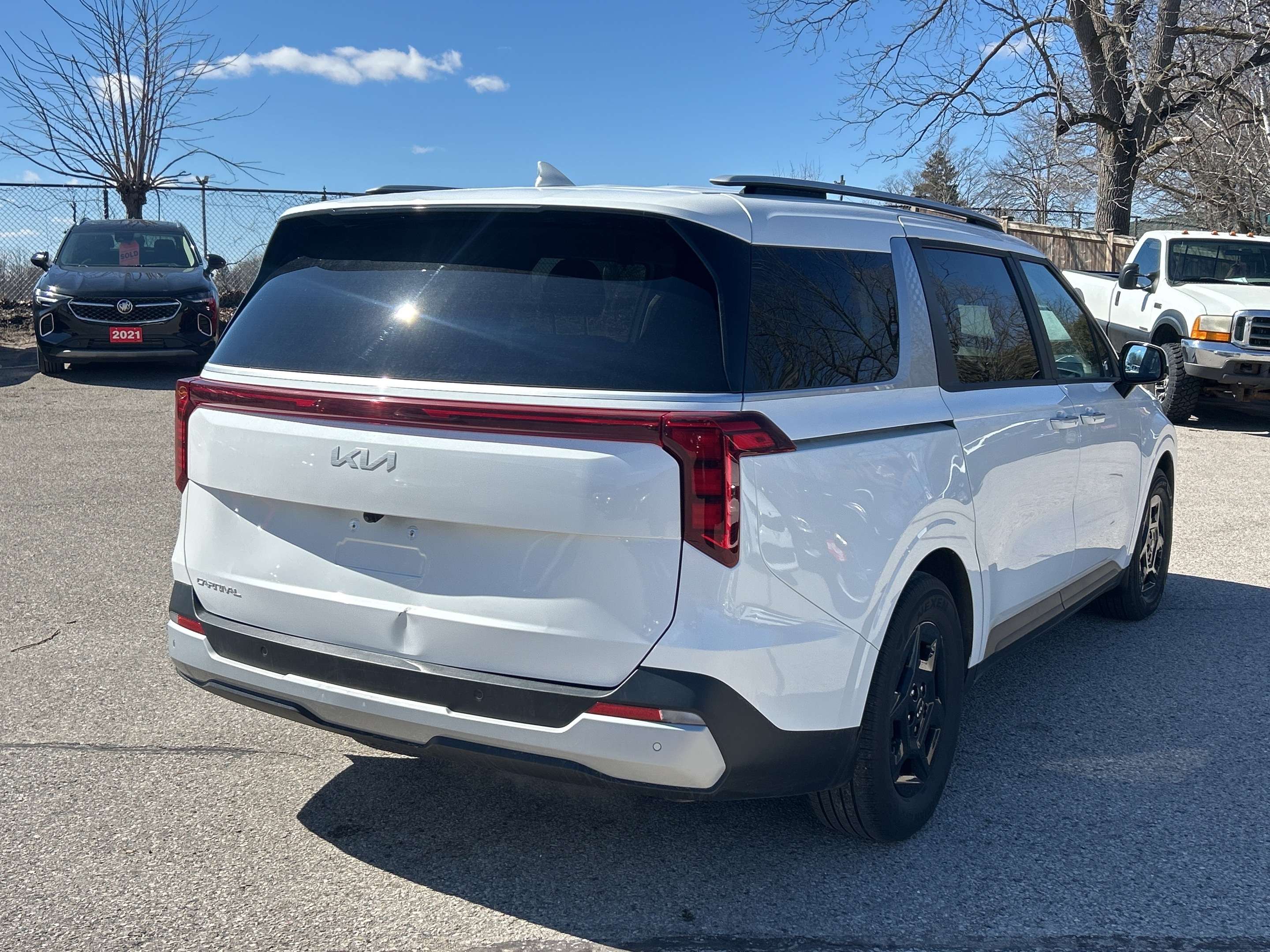 2025 Kia Carnival