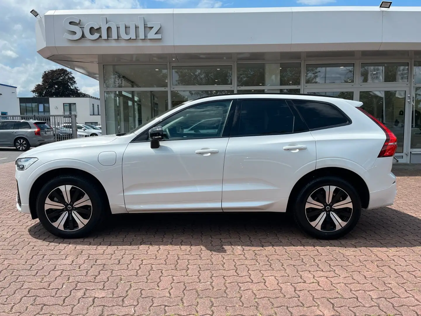 Volvo XC60 T6 Plug-in Hybrid AWD Plus Dark Auto Blanc - 1
