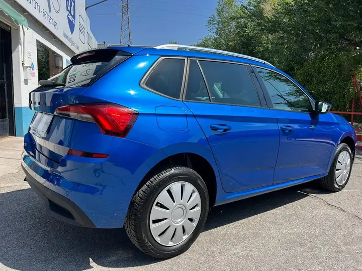 Škoda Kamiq 1.6 TDI Ambition 2020, foto 13