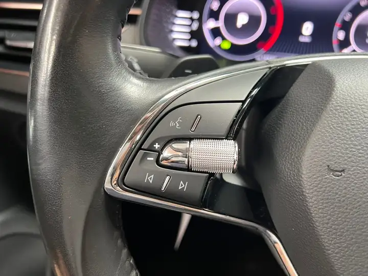 Škoda Kamiq 1.6 TDI Ambition 2020, foto 34