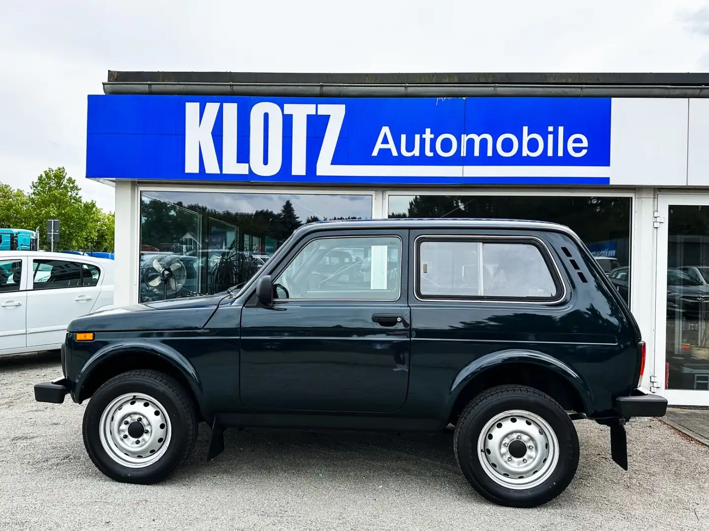 Lada Taiga Urban 4x4 Verde - 2