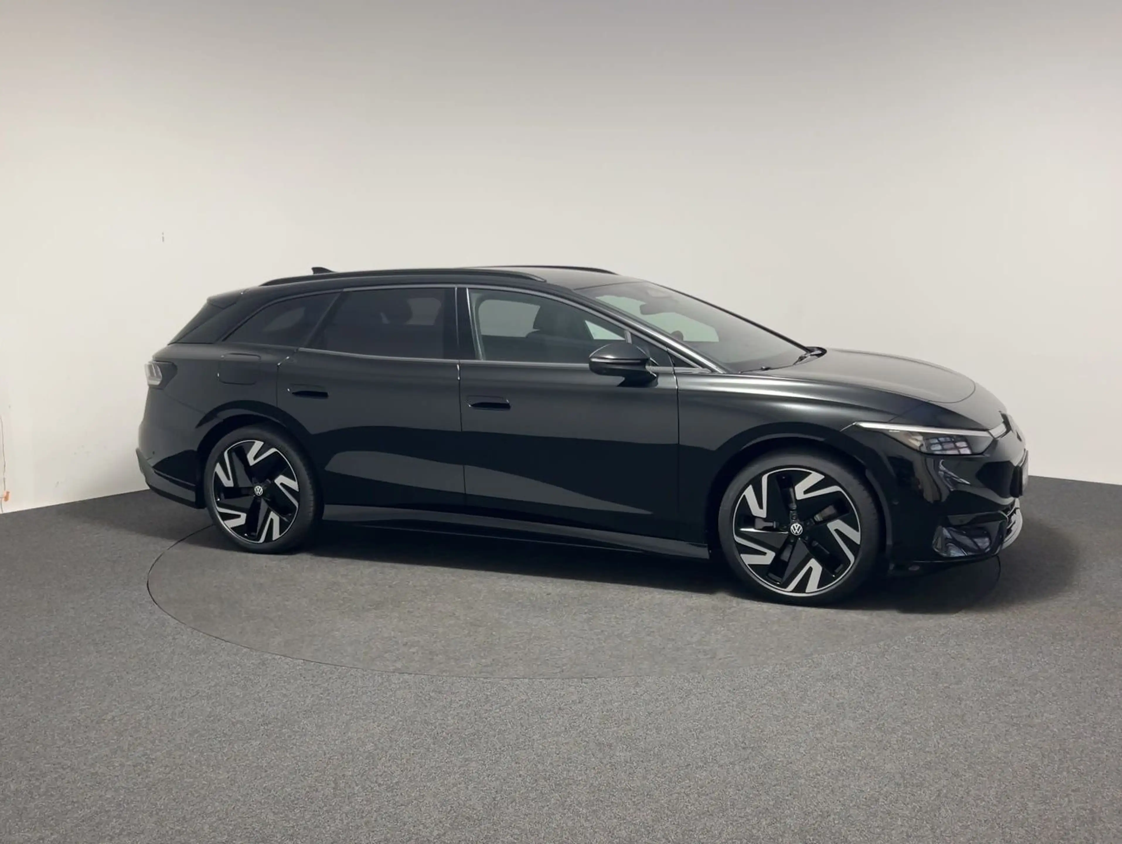 Volkswagen ID.7 Tourer Pro S 86 kWh CarPlay Black Matrix — photo 6