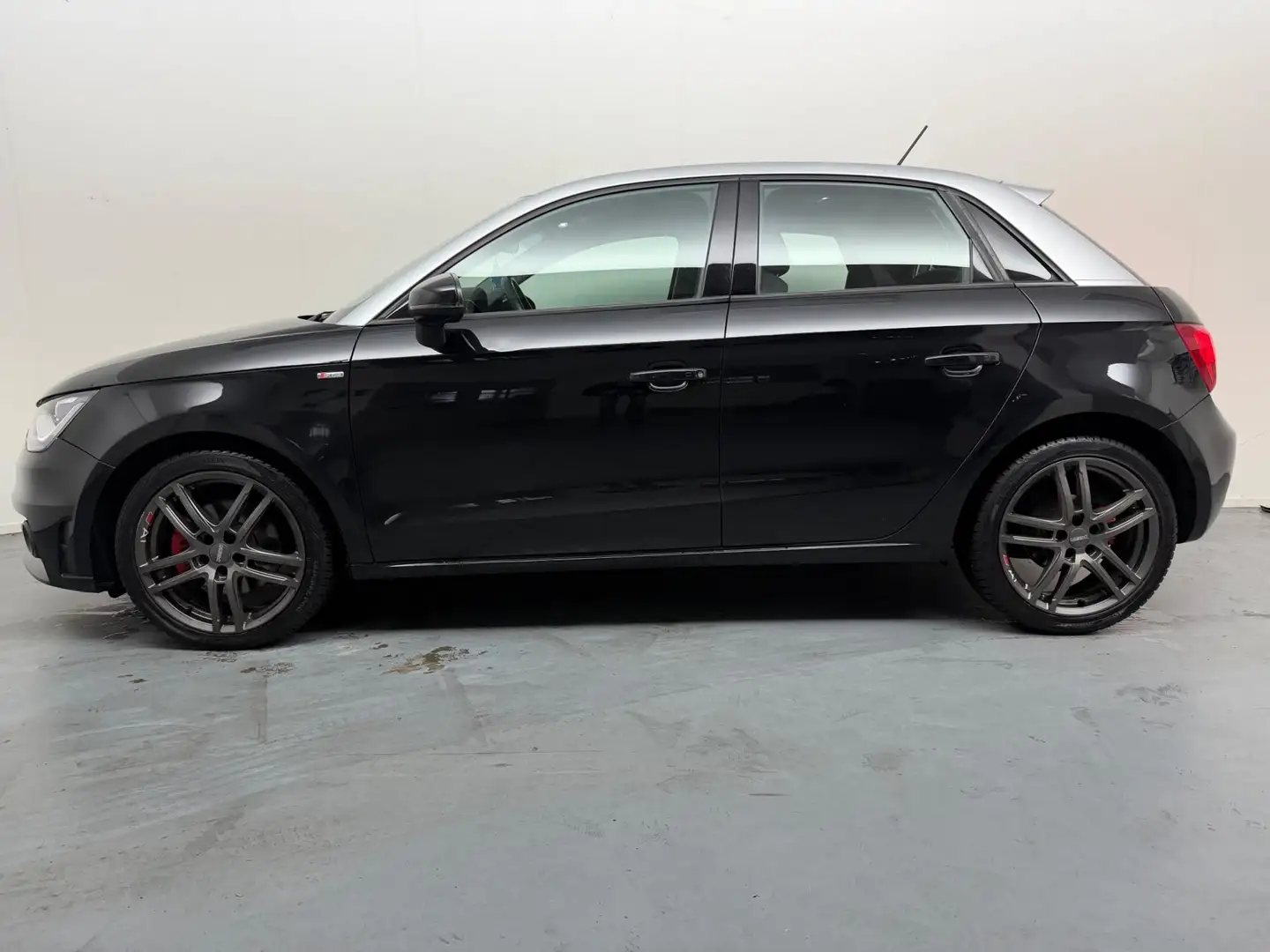 Audi A1 Sportback 1.4 TFSI Pro Line S # Automaat # S-Line Schwarz - 2