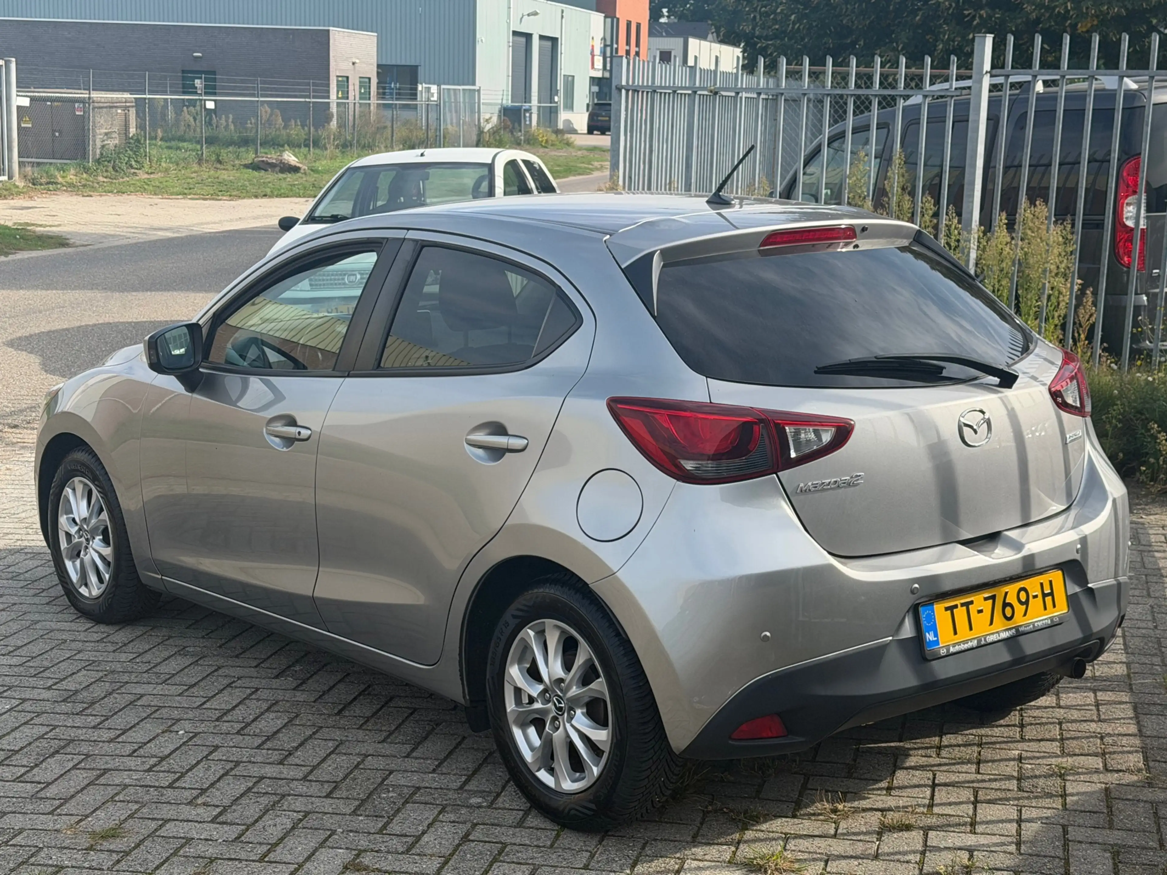 Mazda 2 1.5 Skyactiv-G TS+ 5 deurs 90PK! Navi l Cruise l P — photo 9