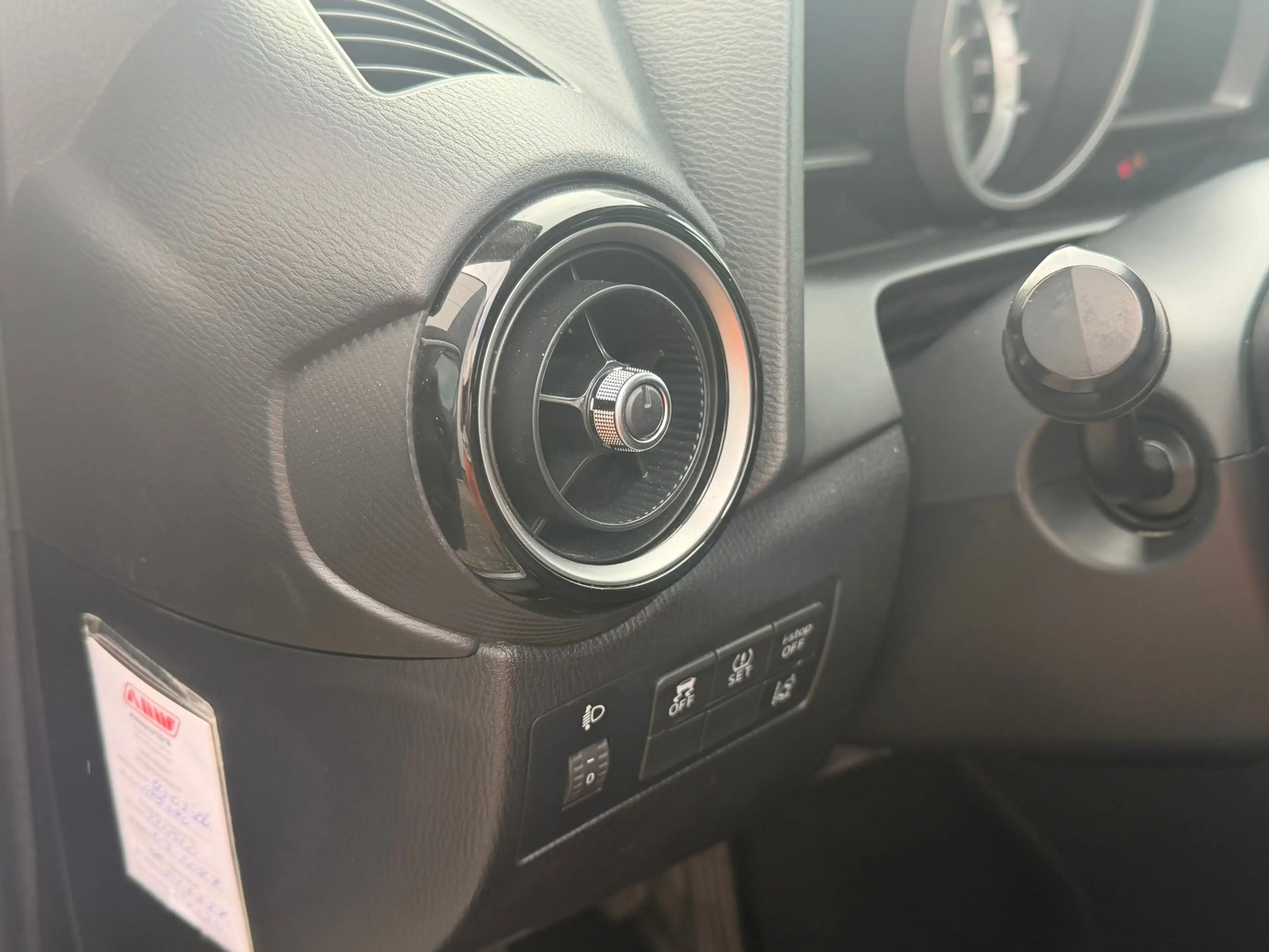 Mazda 2 1.5 Skyactiv-G TS+ 5 deurs 90PK! Navi l Cruise l P — photo 27