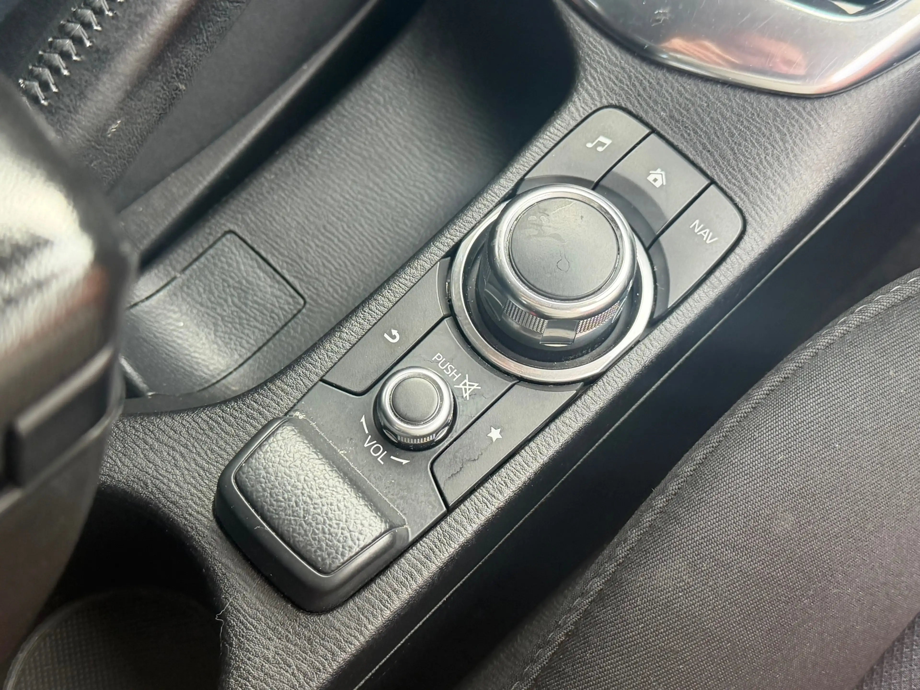 Mazda 2 1.5 Skyactiv-G TS+ 5 deurs 90PK! Navi l Cruise l P — photo 23
