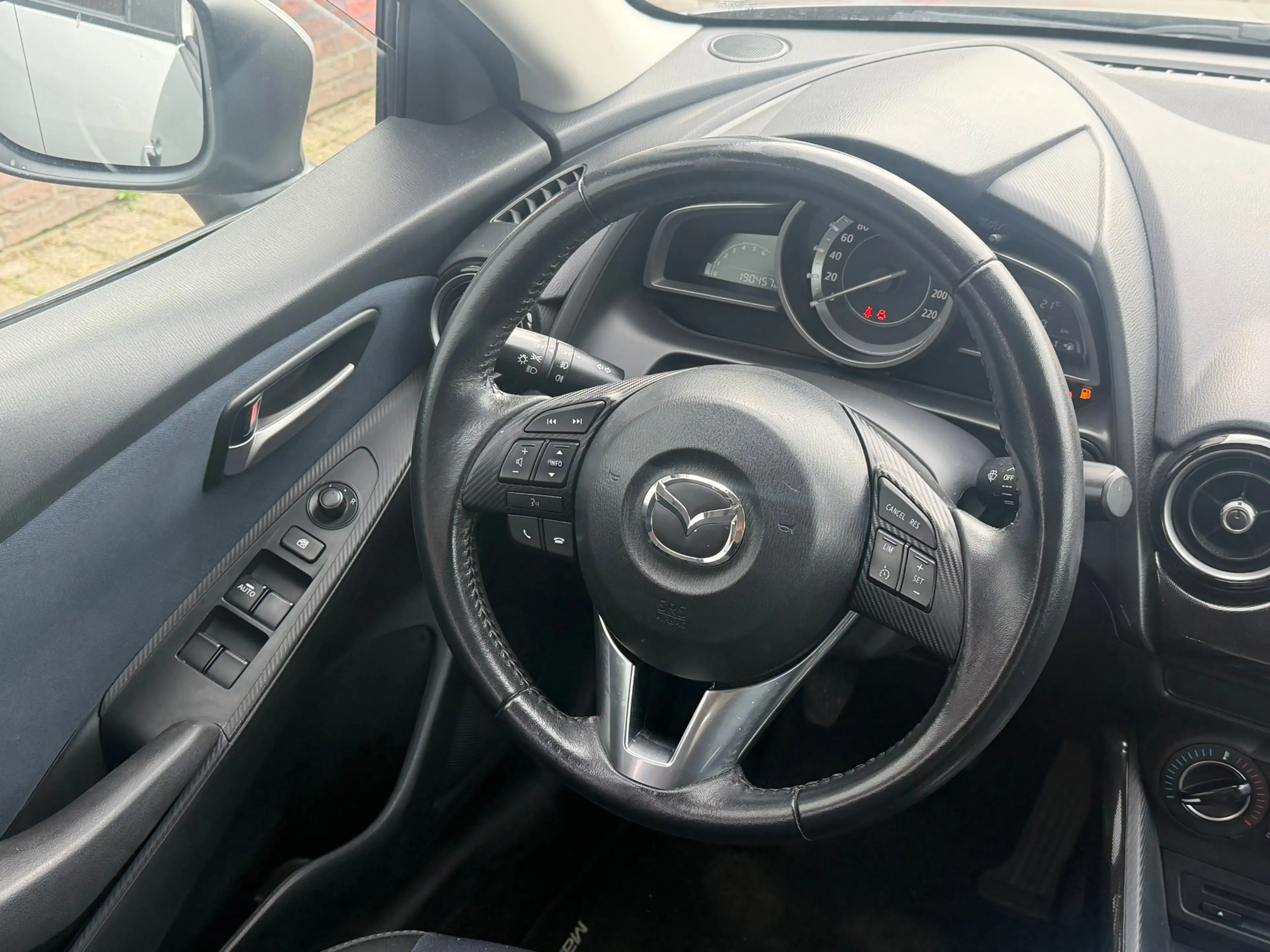 Mazda 2 1.5 Skyactiv-G TS+ 5 deurs 90PK! Navi l Cruise l P — photo 24