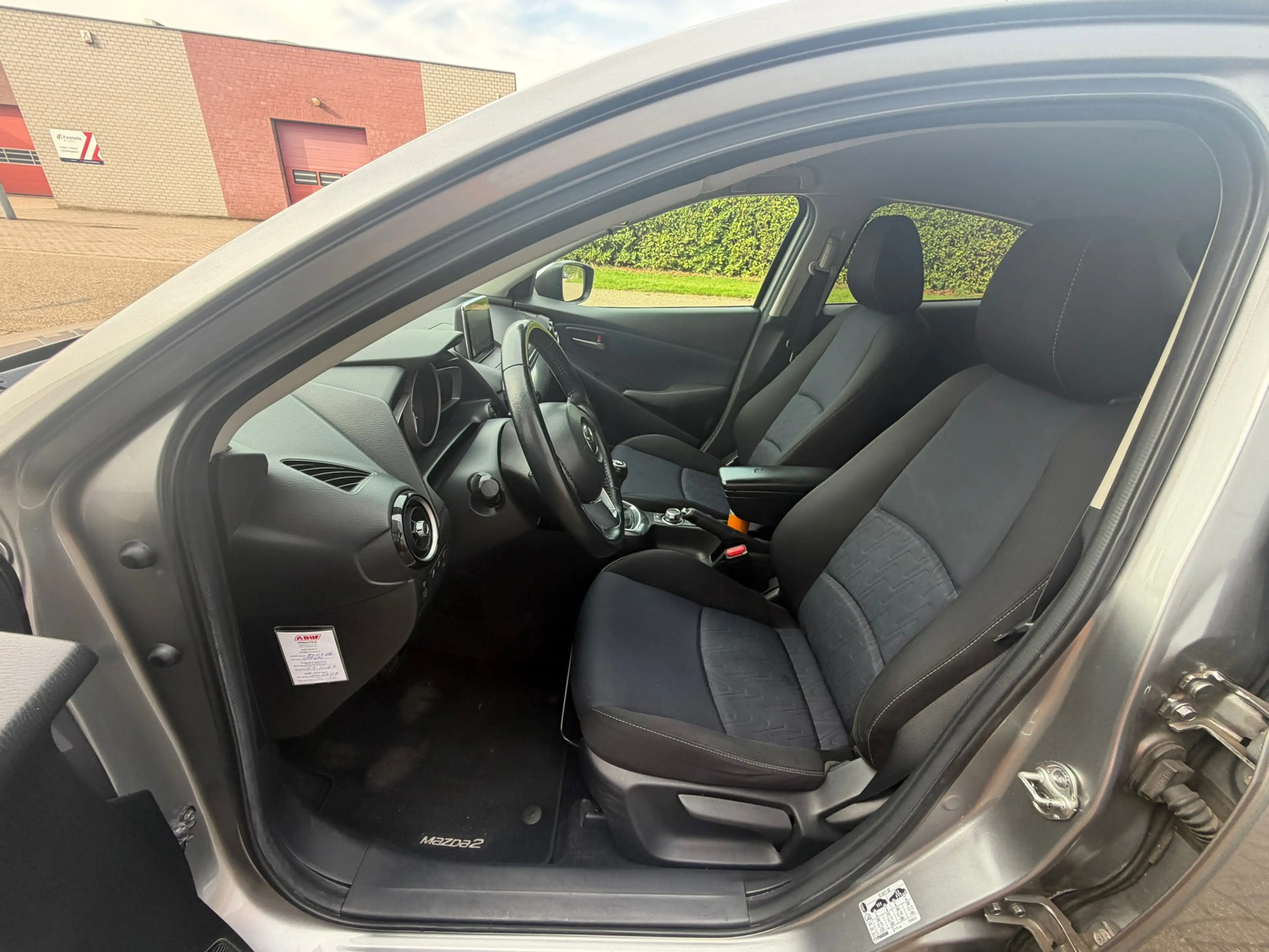 Mazda 2 1.5 Skyactiv-G TS+ 5 deurs 90PK! Navi l Cruise l P — photo 4