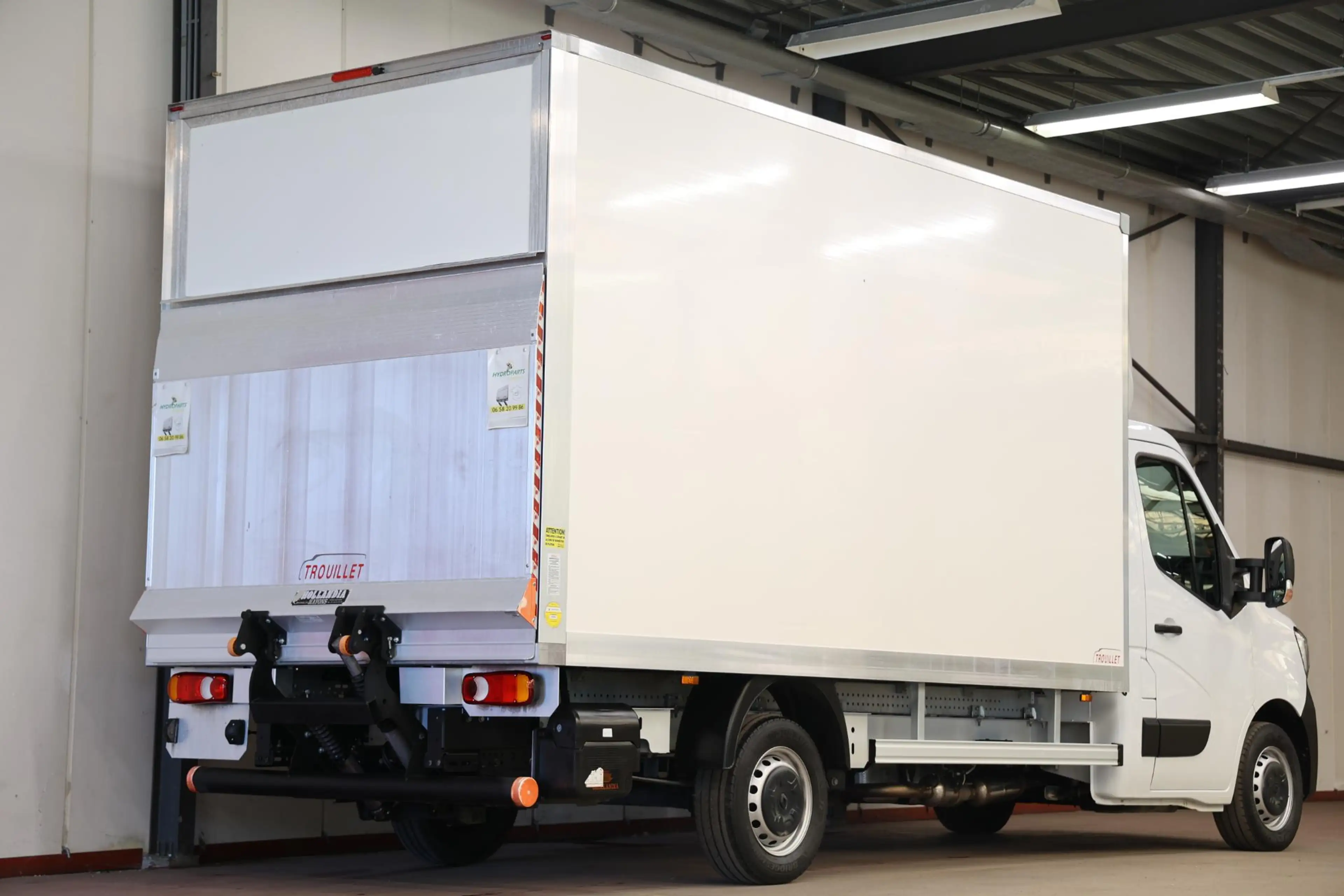 Renault Master 2.3 dCi 145pk Bakwagen laadklep 1000 kg LAADVERMOG — photo 2