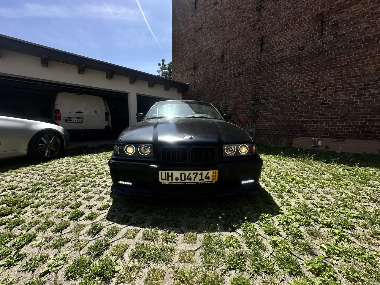 BMW 3 Series 320 1992