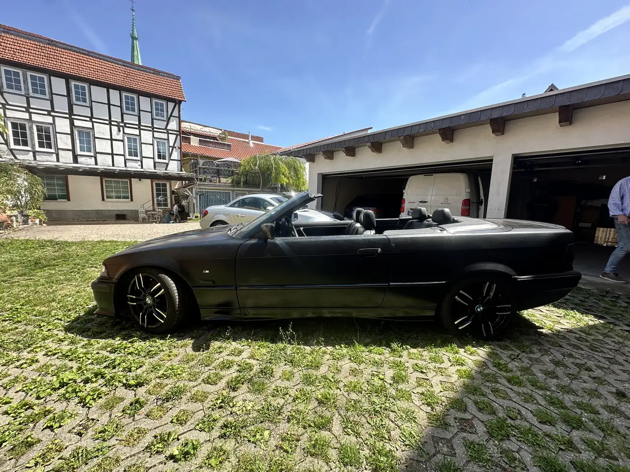BMW 320i Cabrio, foto 2