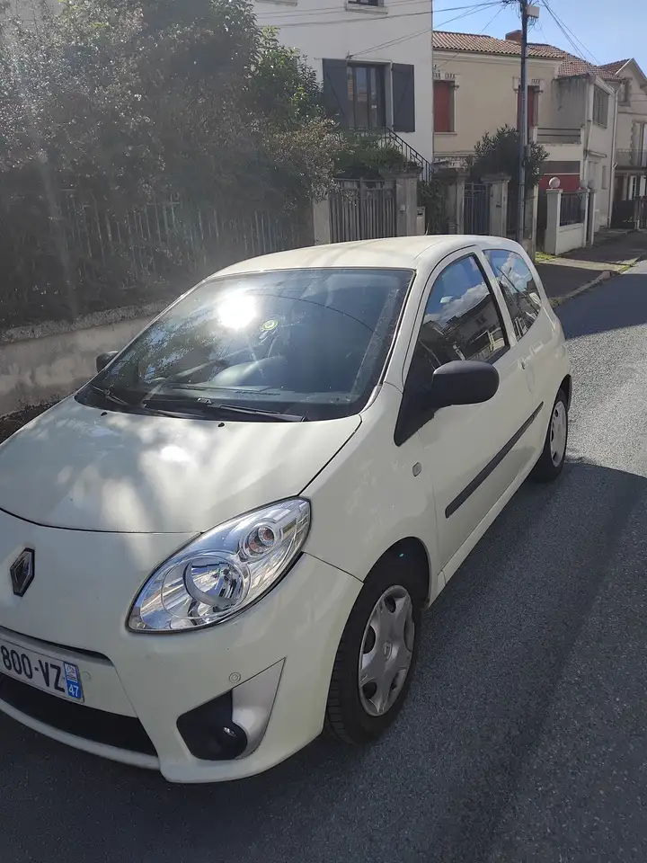 Renault Twingo II 1.2 LEV 16v 75 eco2 Access Euro 5