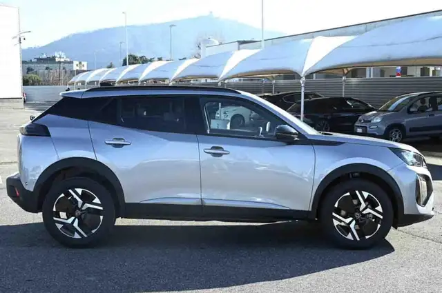 Peugeot 2008 view 20