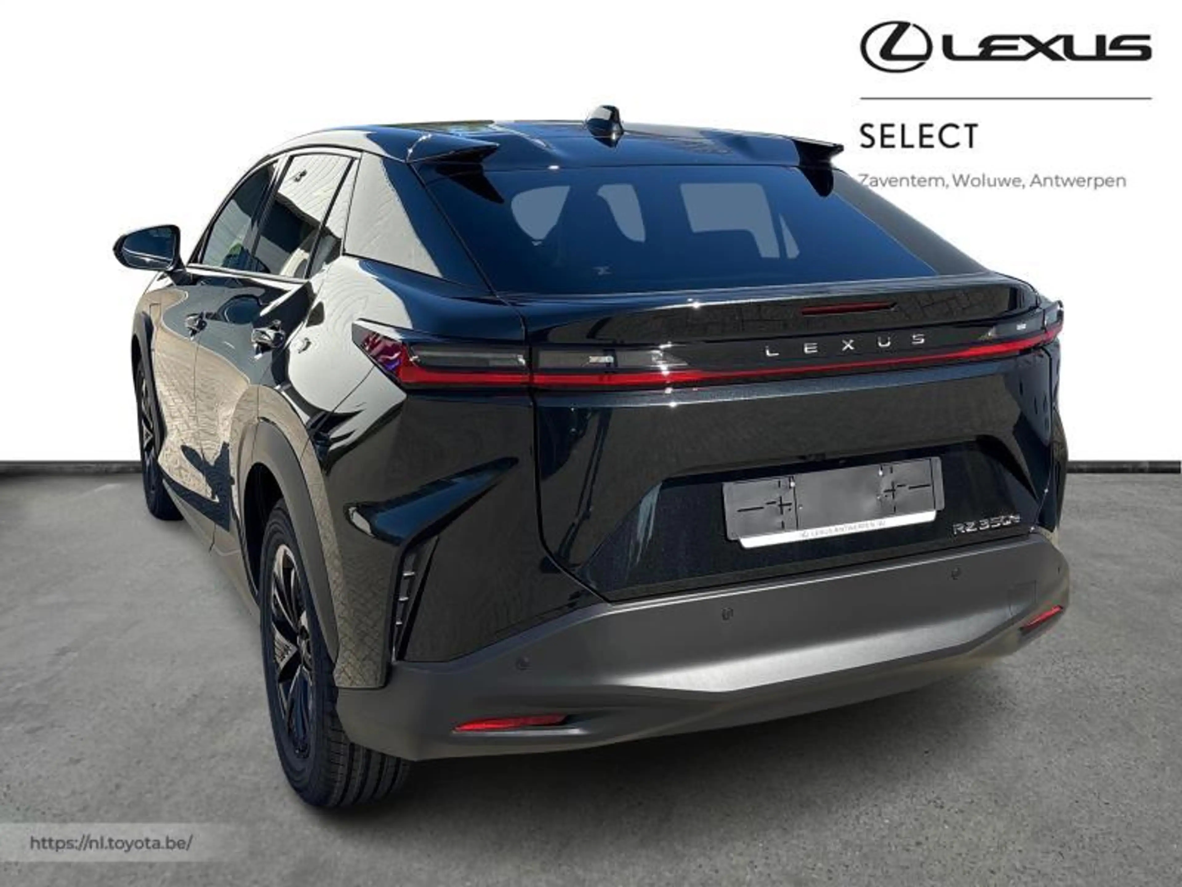 Lexus RZ Executive Line — photo 2