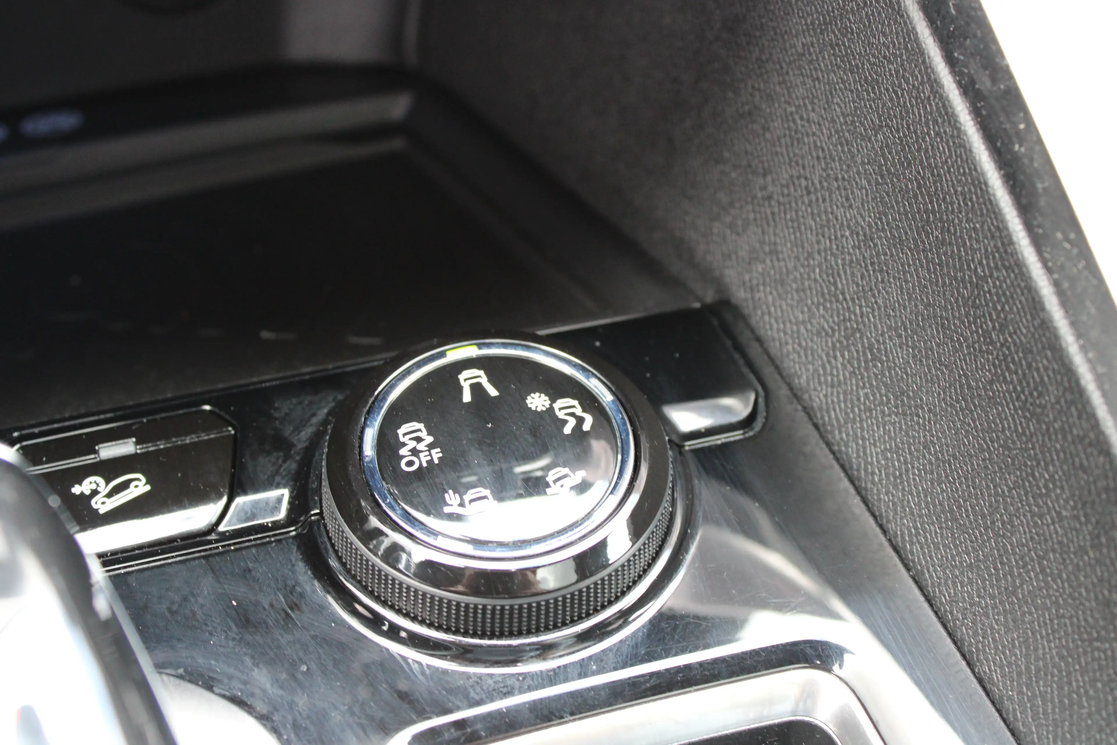 Peugeot 5008 1.6 PureTech 180pk EAT8 GT-Line | Panorama/schuifd — photo 25