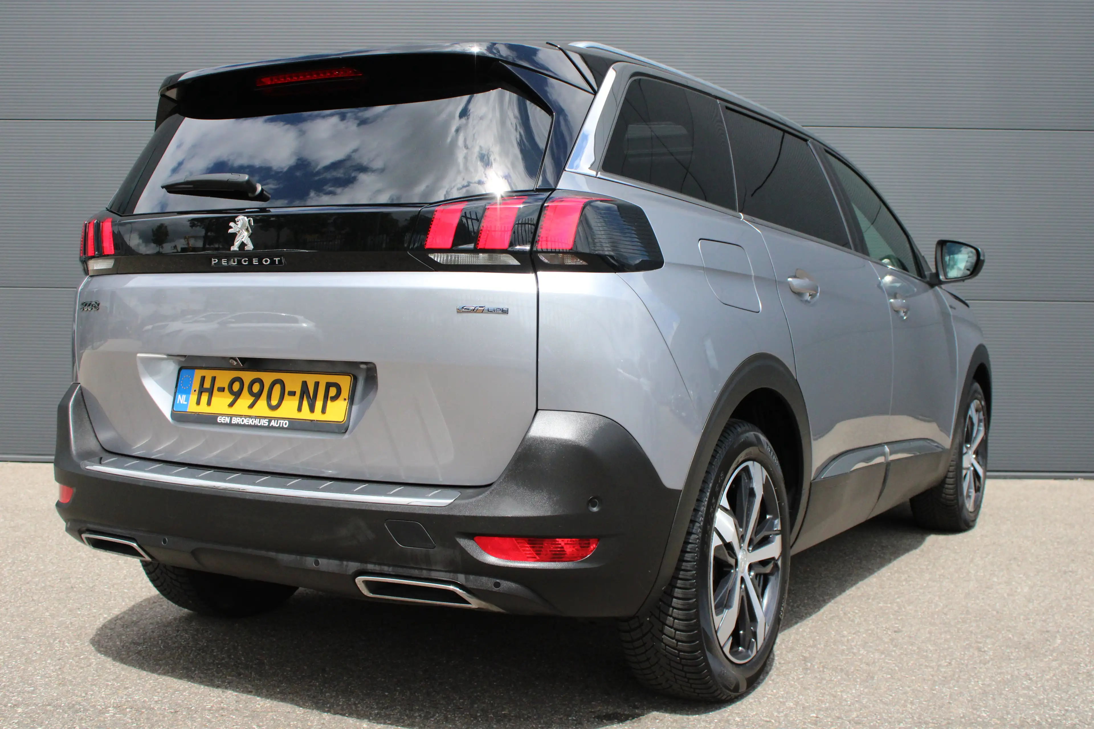 Peugeot 5008 1.6 PureTech 180pk EAT8 GT-Line | Panorama/schuifd — photo 2