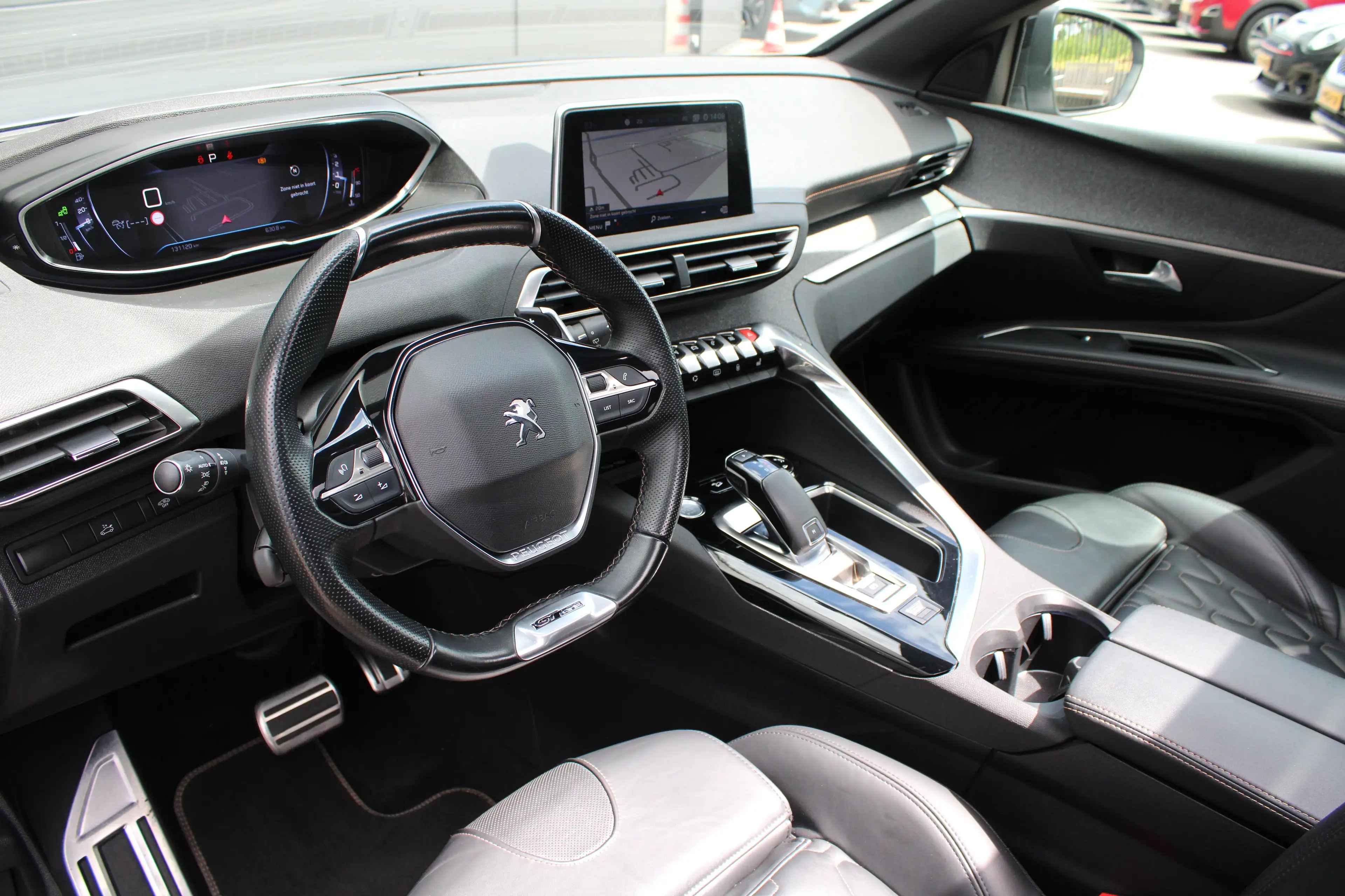 Peugeot 5008 1.6 PureTech 180pk EAT8 GT-Line | Panorama/schuifd — photo 22