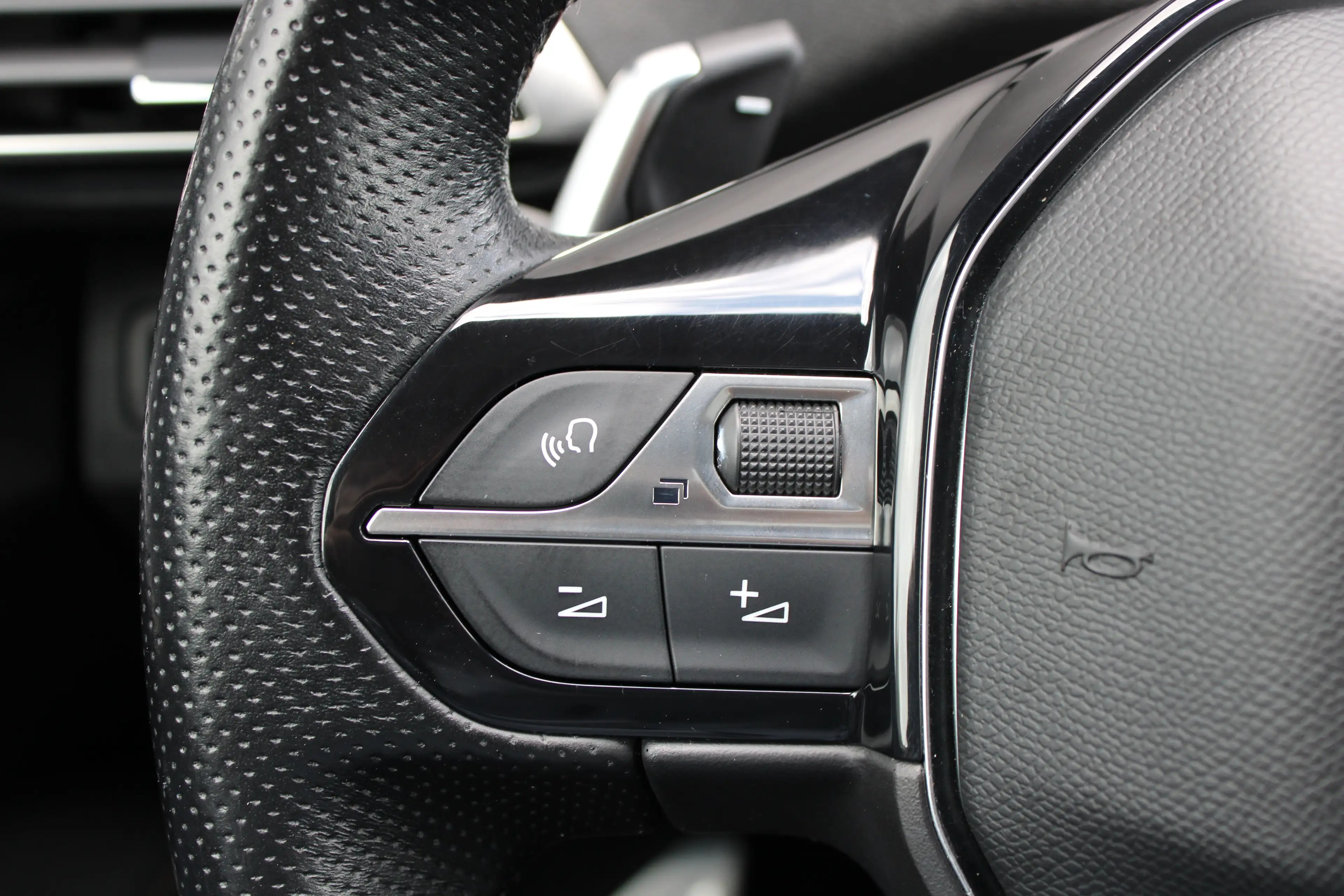 Peugeot 5008 1.6 PureTech 180pk EAT8 GT-Line | Panorama/schuifd — photo 35