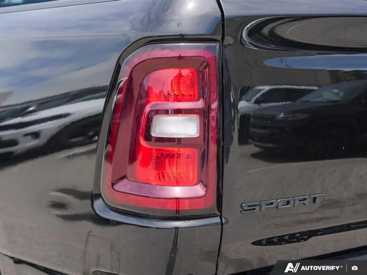 RAM 1500 снимка RAM 1500