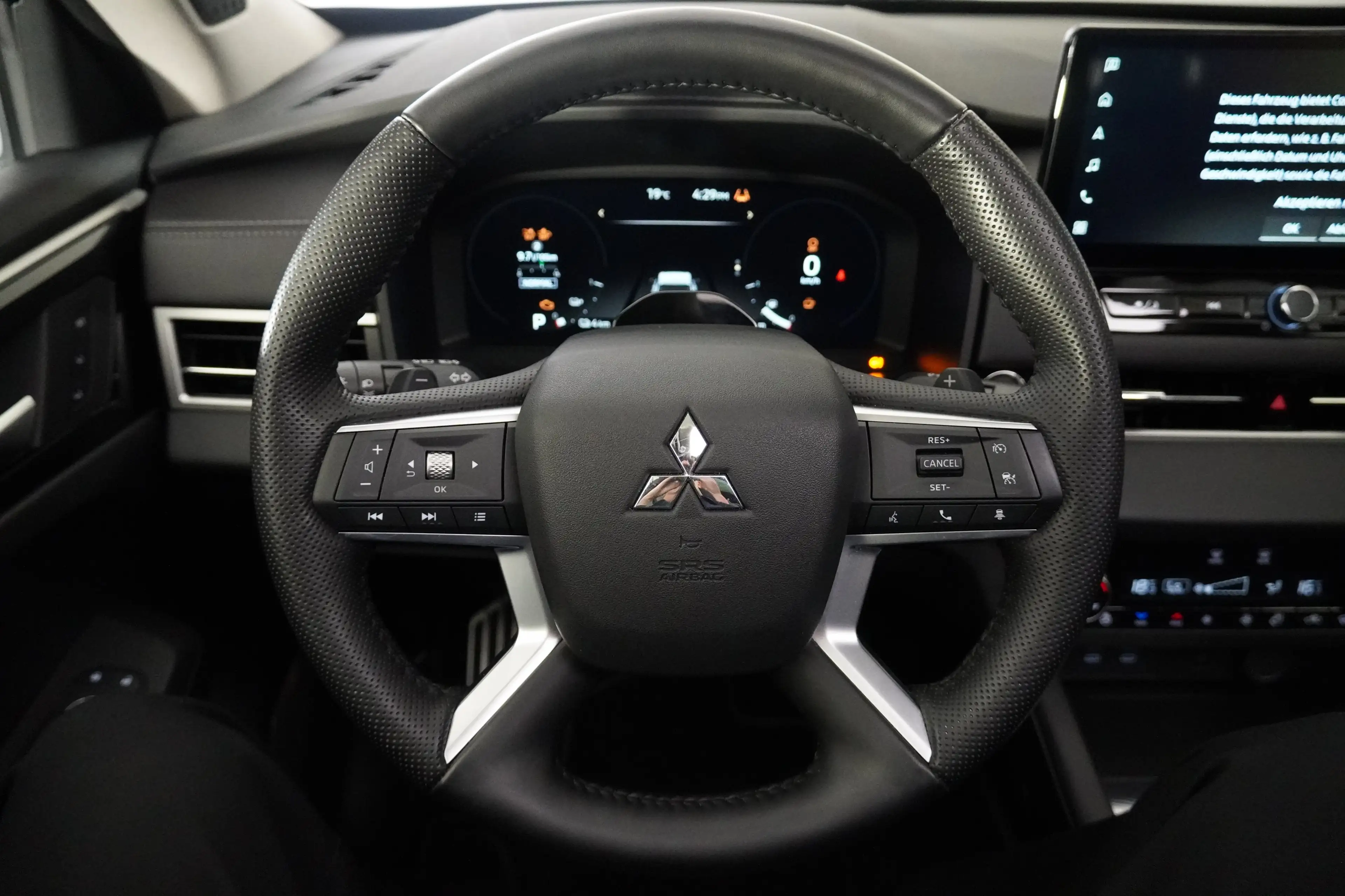 Mitsubishi Outlander PHEV (10.09.2024-) Outlander 2,4 PHEV S-A WC Diamo — photo 11