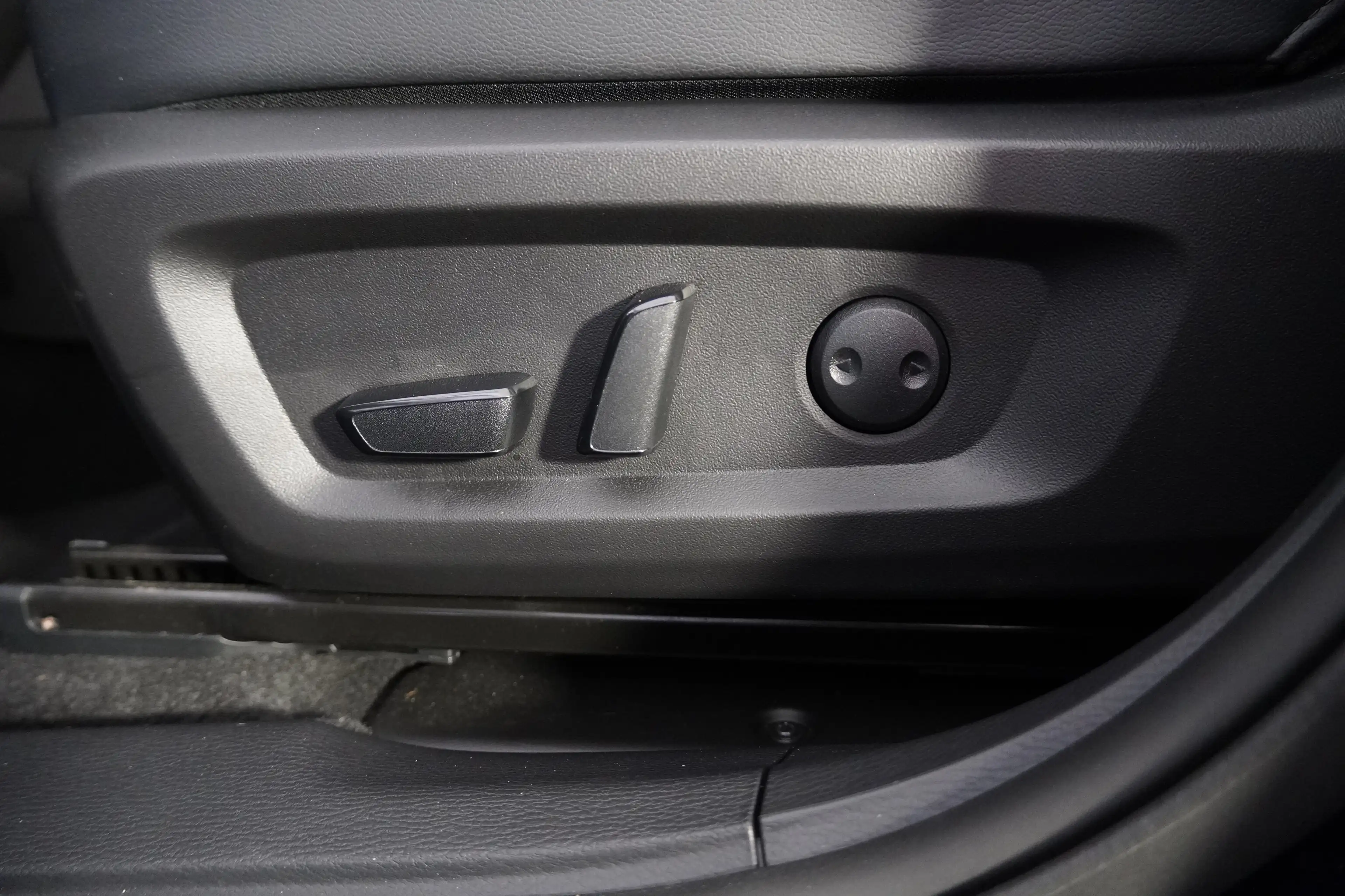 Mitsubishi Outlander PHEV (10.09.2024-) Outlander 2,4 PHEV S-A WC Diamo — photo 10